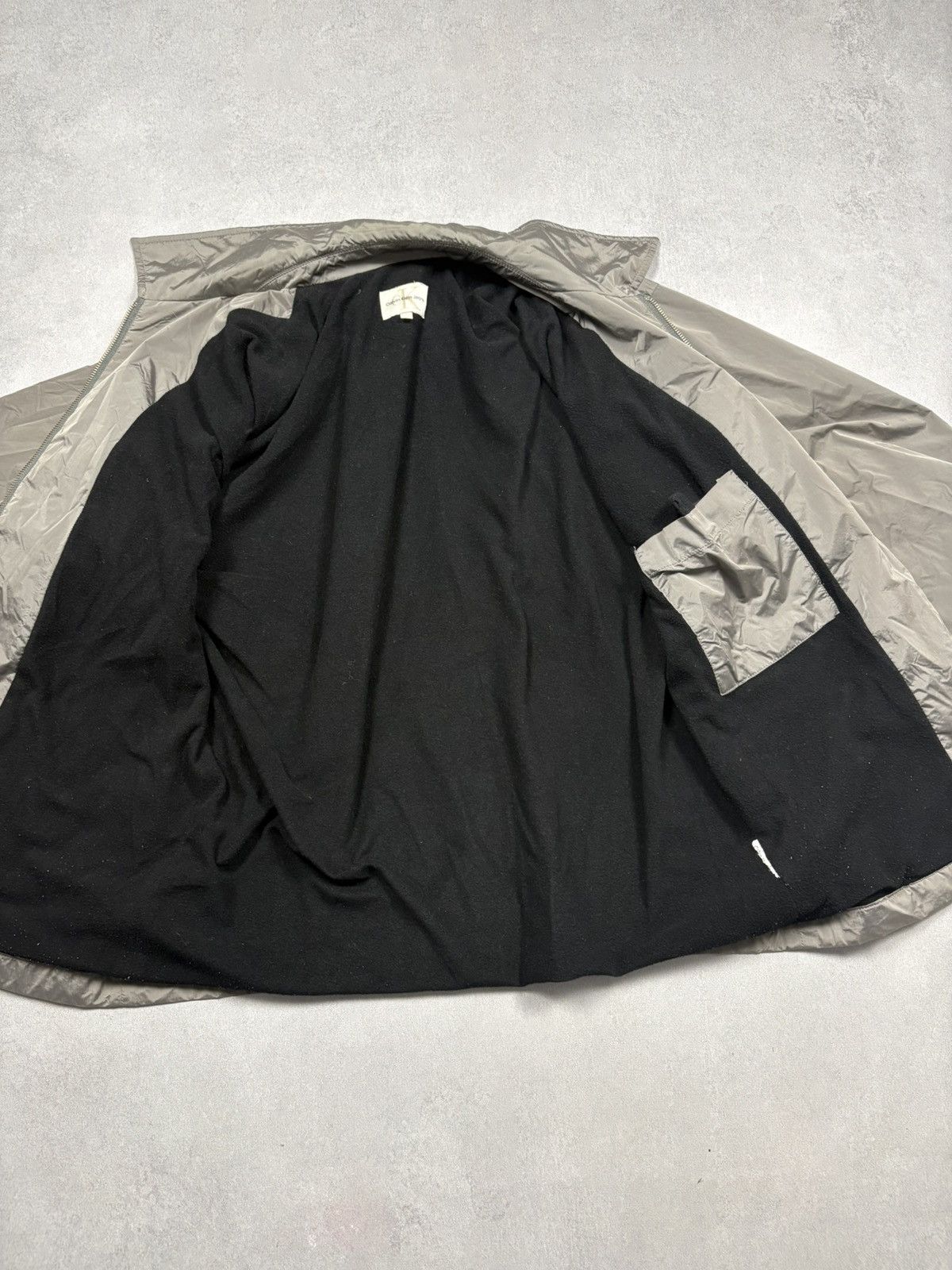 Calvin Klein Calvin Klein Jeans Nylon Metal Silver Jacket Vintage 00s Y2K Size US M / EU 48-50 / 2 - 14 Thumbnail