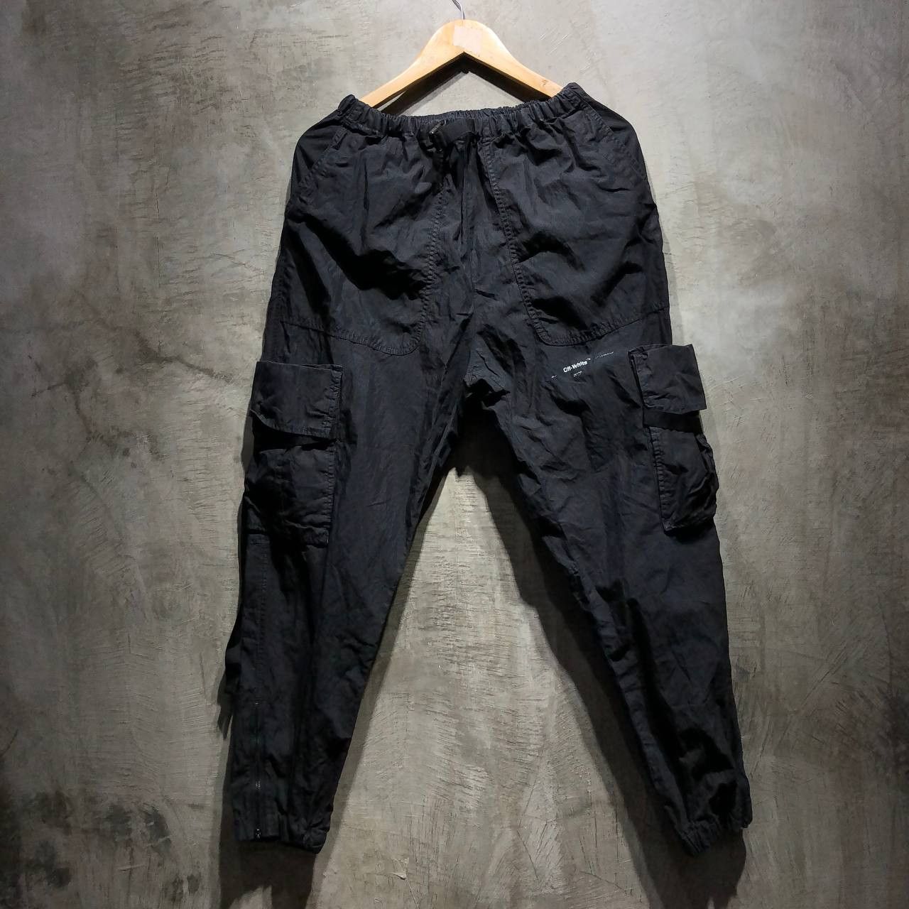 Off-White Off-White Cargo pants Size US 34 / EU 50 - 1 Thumbnail