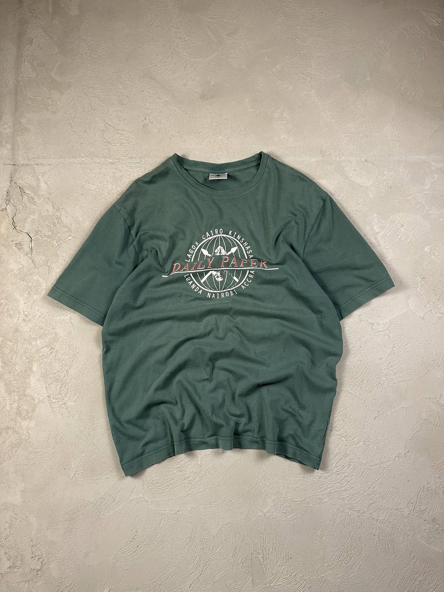 Daily Paper × Designer Daily Paper Logo Spellout Graphic T-shirt Size US L / EU 52-54 / 3 - 1 Thumbnail