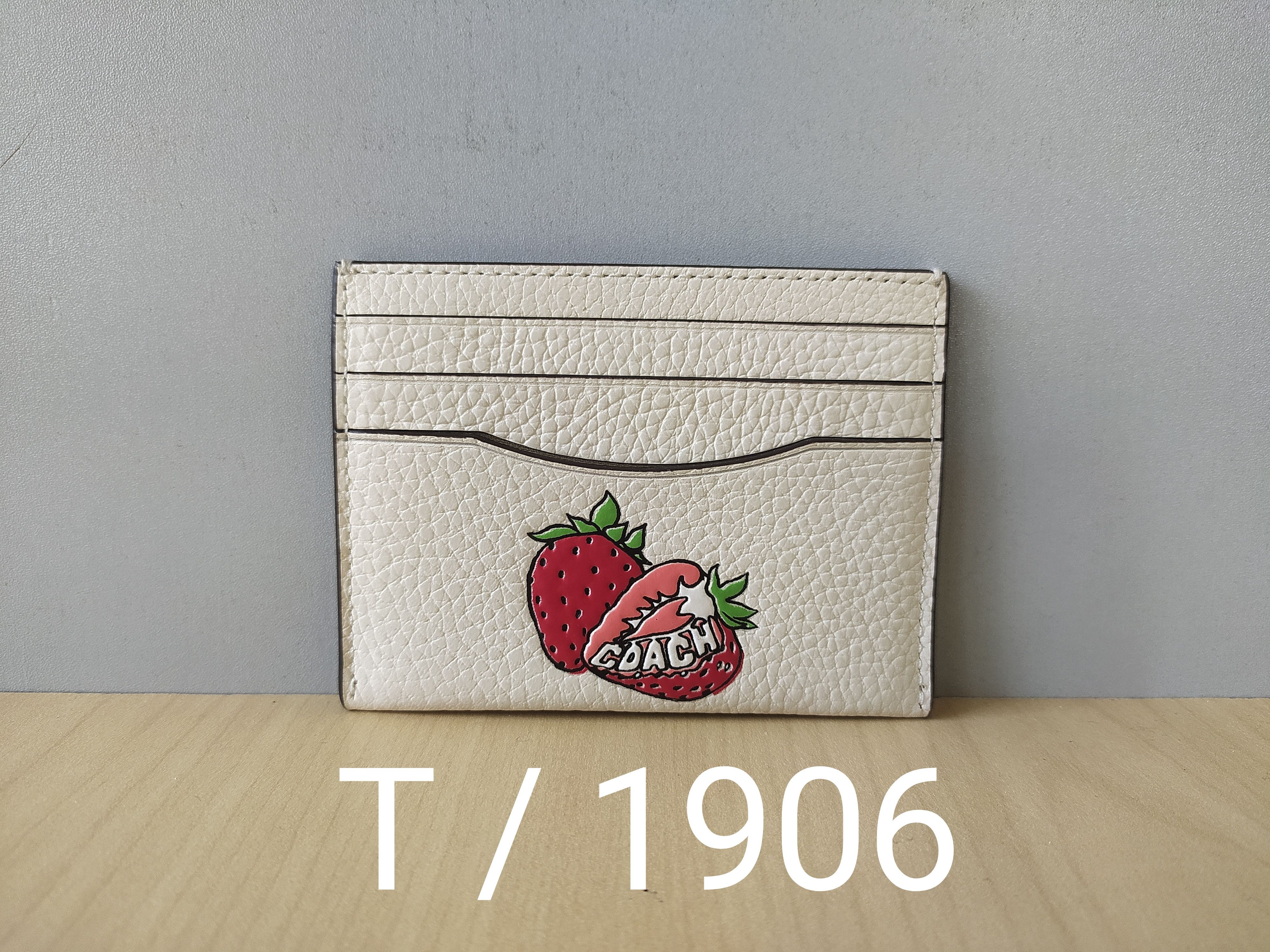 Coach Coach Leather Slim Credit Card case Free Shipping T/1906 Size ONE SIZE - 11 Thumbnail