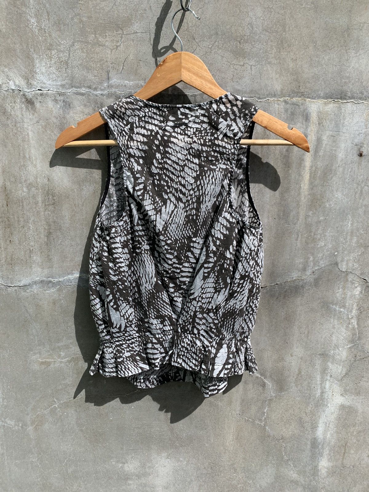 MM6 Snakeskin Sleeveless Top Size XS / US 0-2 / IT 36-38 - 5 Thumbnail