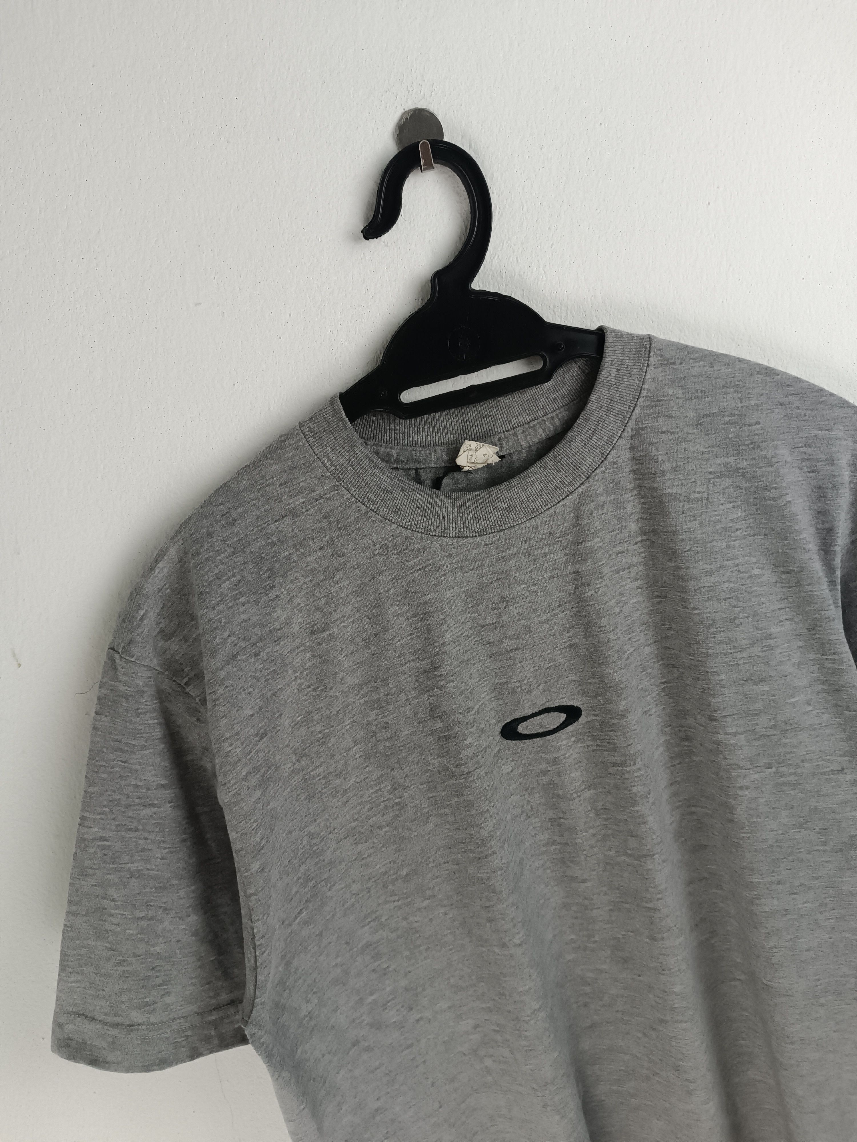 Oakley VINTAGE 90'S OAKLEY SOFTWARE EMBROIDERED MID LOGO VERY RARE Size US M / EU 48-50 / 2 - 5 Thumbnail