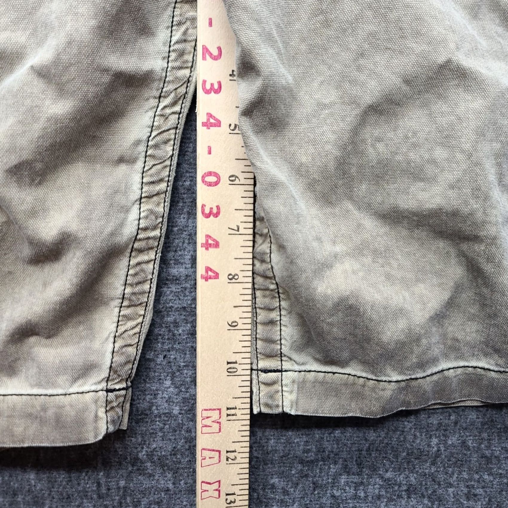 Affliction Affliction Cargo Shorts Mens 40 Beige Cotton Polyester Distressed 90s Grunge Gothic MMA Cargo Pocket Button Zipper Embroidered Logo Size US 40 / EU 56 - 5 Thumbnail