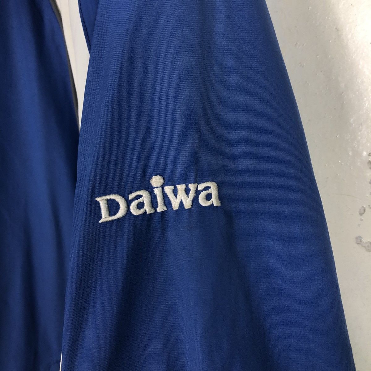 Japanese Brand Fishing Jacket Zipper Daiwa Big Logo Size US L / EU 52-54 / 3 - 21 Thumbnail