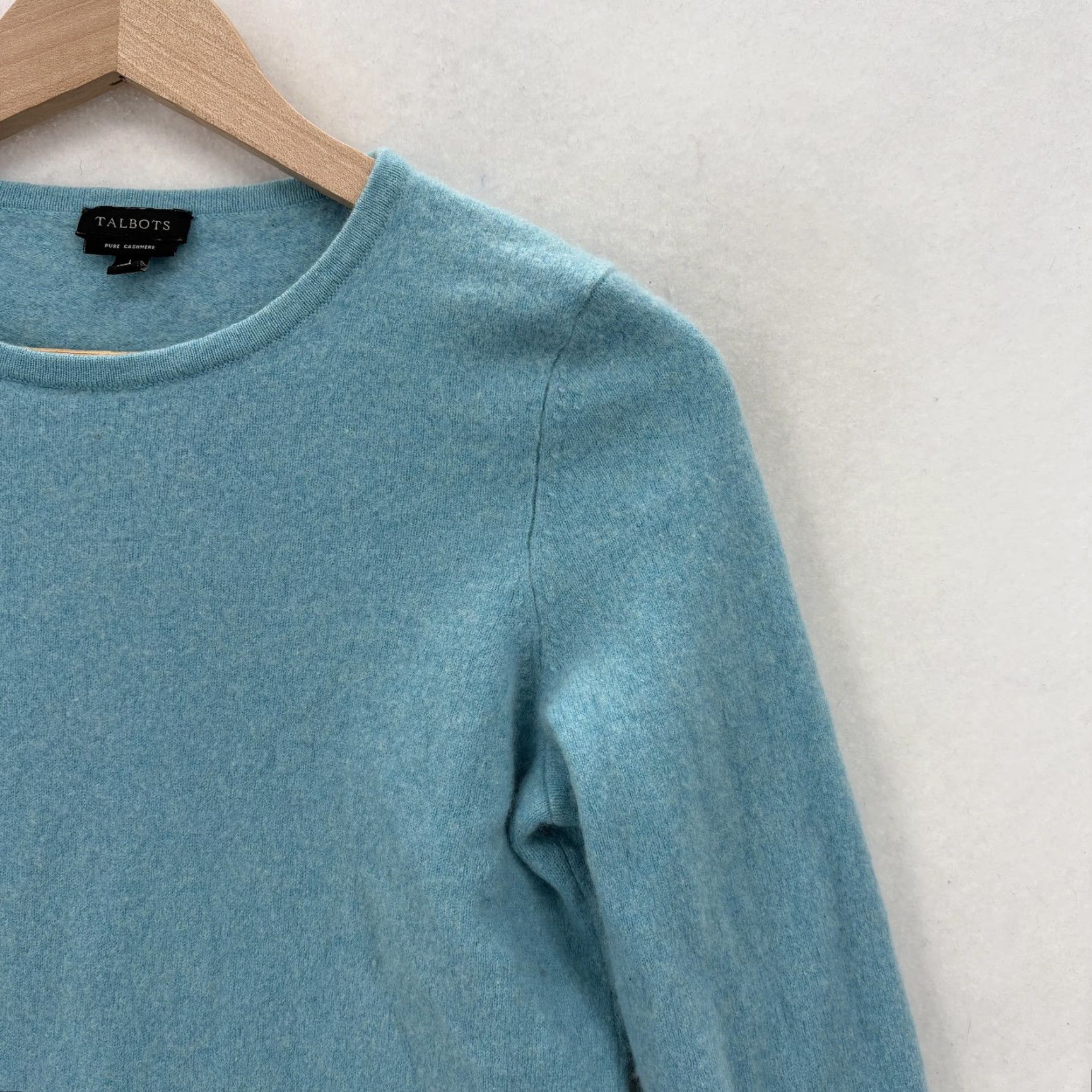 Talbots Talbots Sweater Womens Large Blue 100% Cashmere Crew Neck Pullover Buttons Size L / US 10 / IT 46 - 2 Thumbnail