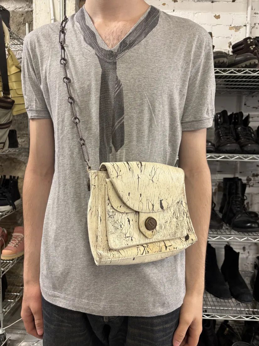 John Galliano × Vintage SS2009 Galliano Creamy Artisanal Eroded Effect Metallic Shoulder Bag Size ONE SIZE - 3 Thumbnail