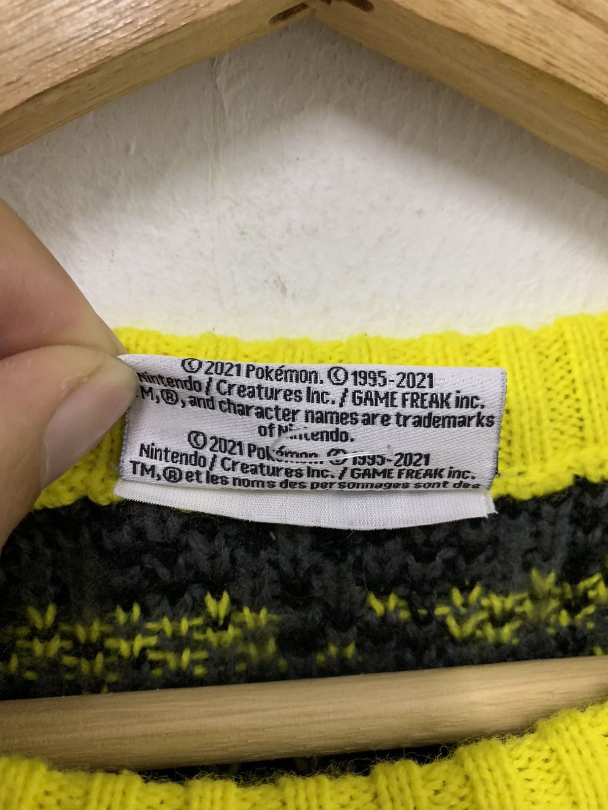 Nintendo × Pokemon Pikachu PIKA! 25th Year Anniversary Knitwear Size XXS / US 00 / IT 34 - 5 Thumbnail