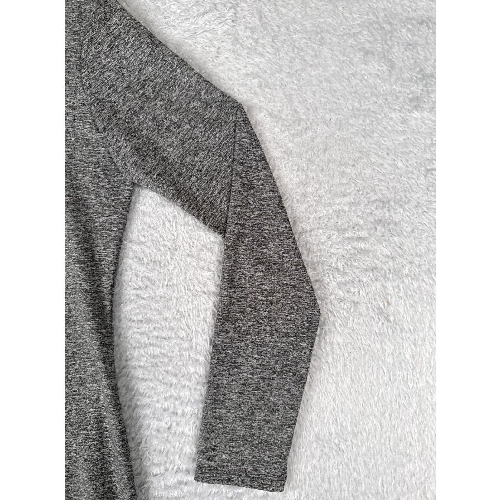 The North Face The North Face Hoodie Womens Small Gray Pullover Poly Blend Flash Dry Regular Fit Logo All Seasons Men/Women? Size S / US 4 / IT 40 - 2 Thumbnail