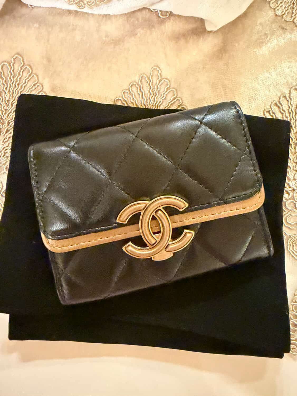 Chanel Chanel Quilted CC Chic Flap Size ONE SIZE - 3 Thumbnail