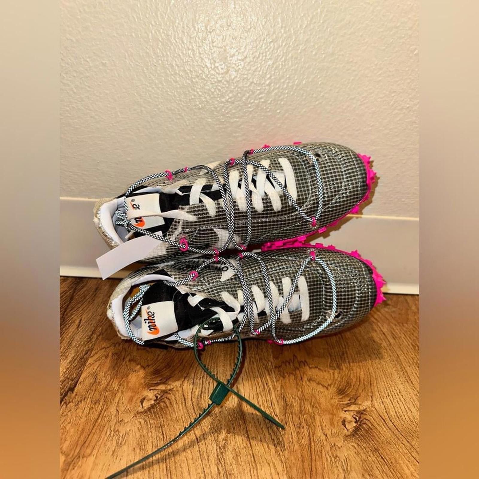 Nike Nike Waffle Racer Off-White Black (Women's) Size US 8 / IT 38 - 5 Thumbnail