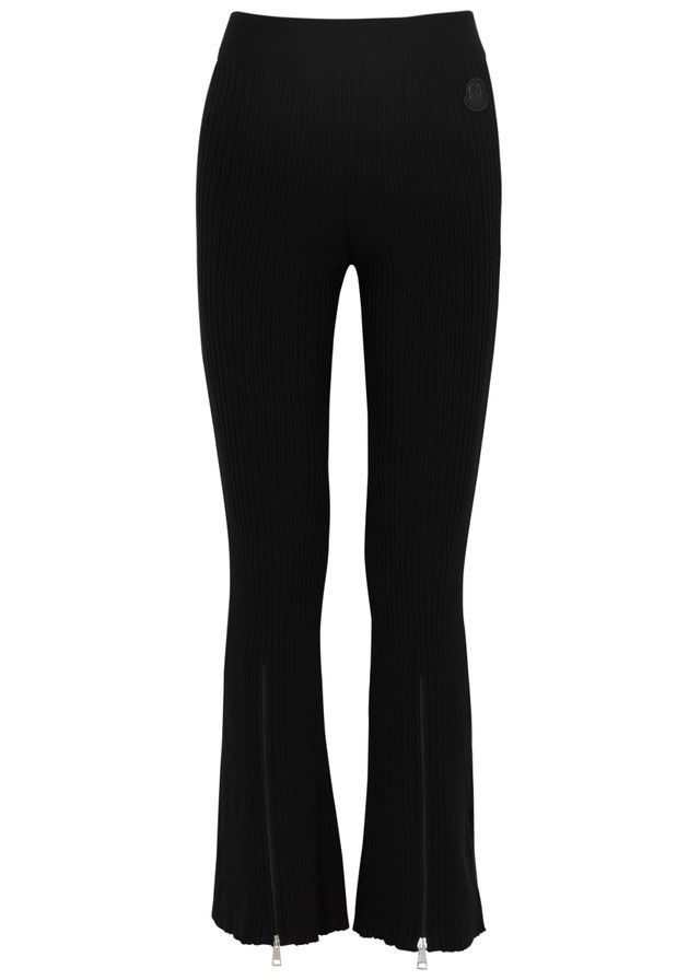 Moncler o1y1125 Sweatpant in Black Size 26" / US 2 / IT 38 - 1 Thumbnail