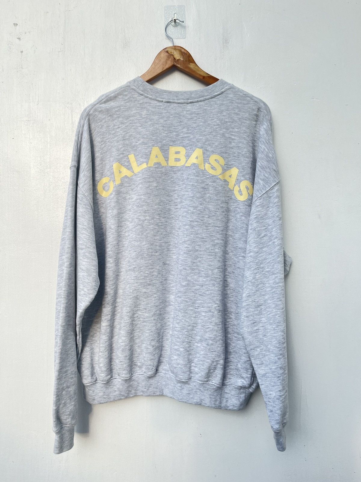 Yeezy 'CALABASAS' Print Shield Patch Oversized Sweatshirt Size US M / EU 48-50 / 2 - 2 Thumbnail