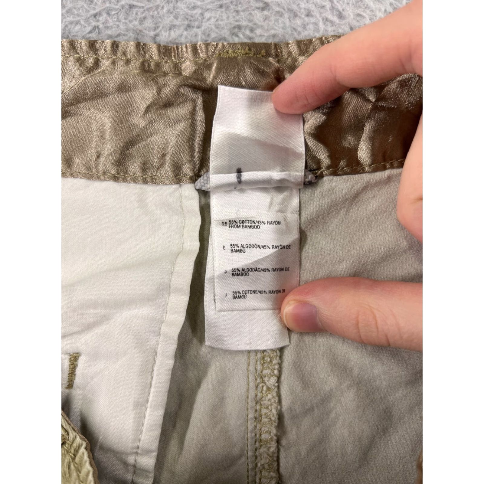 The North Face The North Face Shorts Womens 8 Beige Floral Embroidered Cotton Blend Buckles Size 30" / US 8 / IT 44 - 4 Thumbnail