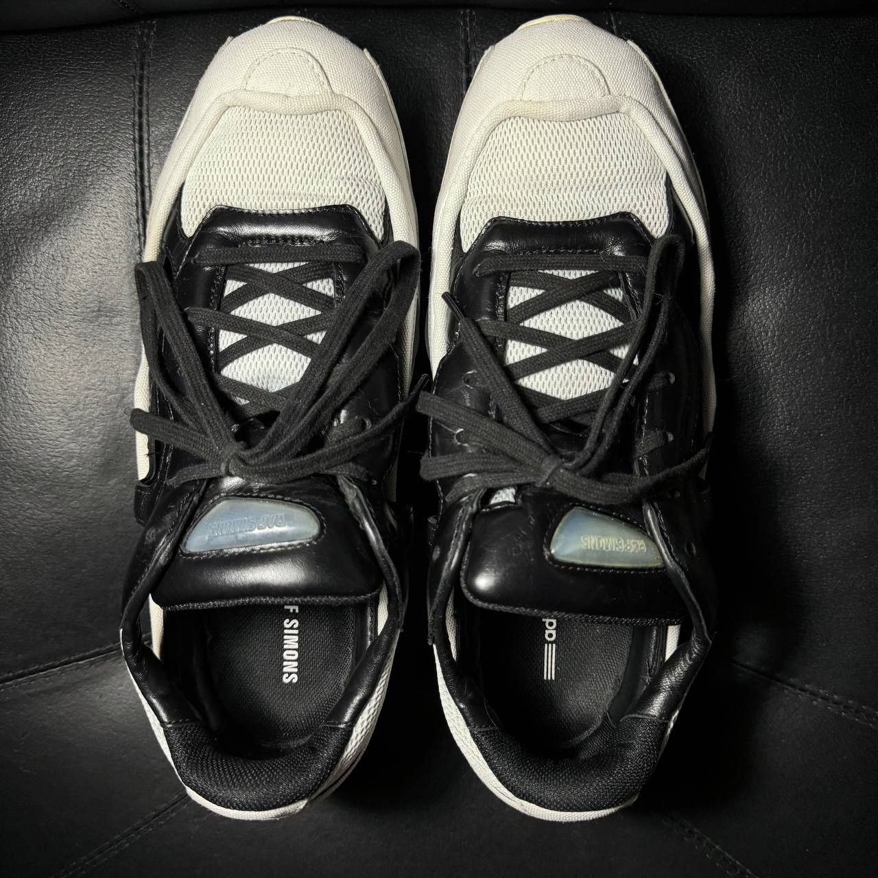 Adidas × Raf Simons 10,5us Adidas Raf Simons Ozweego Replicant white black Size US 10.5 / EU 43-44 - 7 Thumbnail