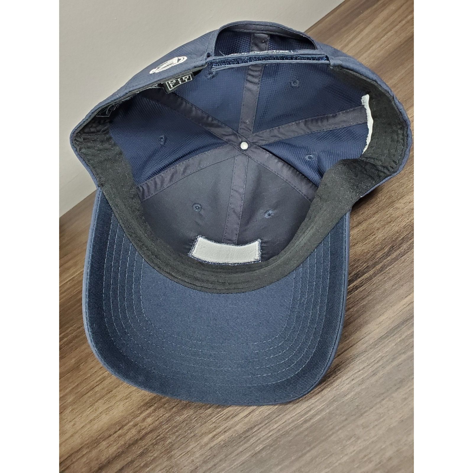PGA Tour Bermuda Run Golf Hat 2019 Member Cap Navy Blue Ahead Size ONE SIZE - 9 Thumbnail