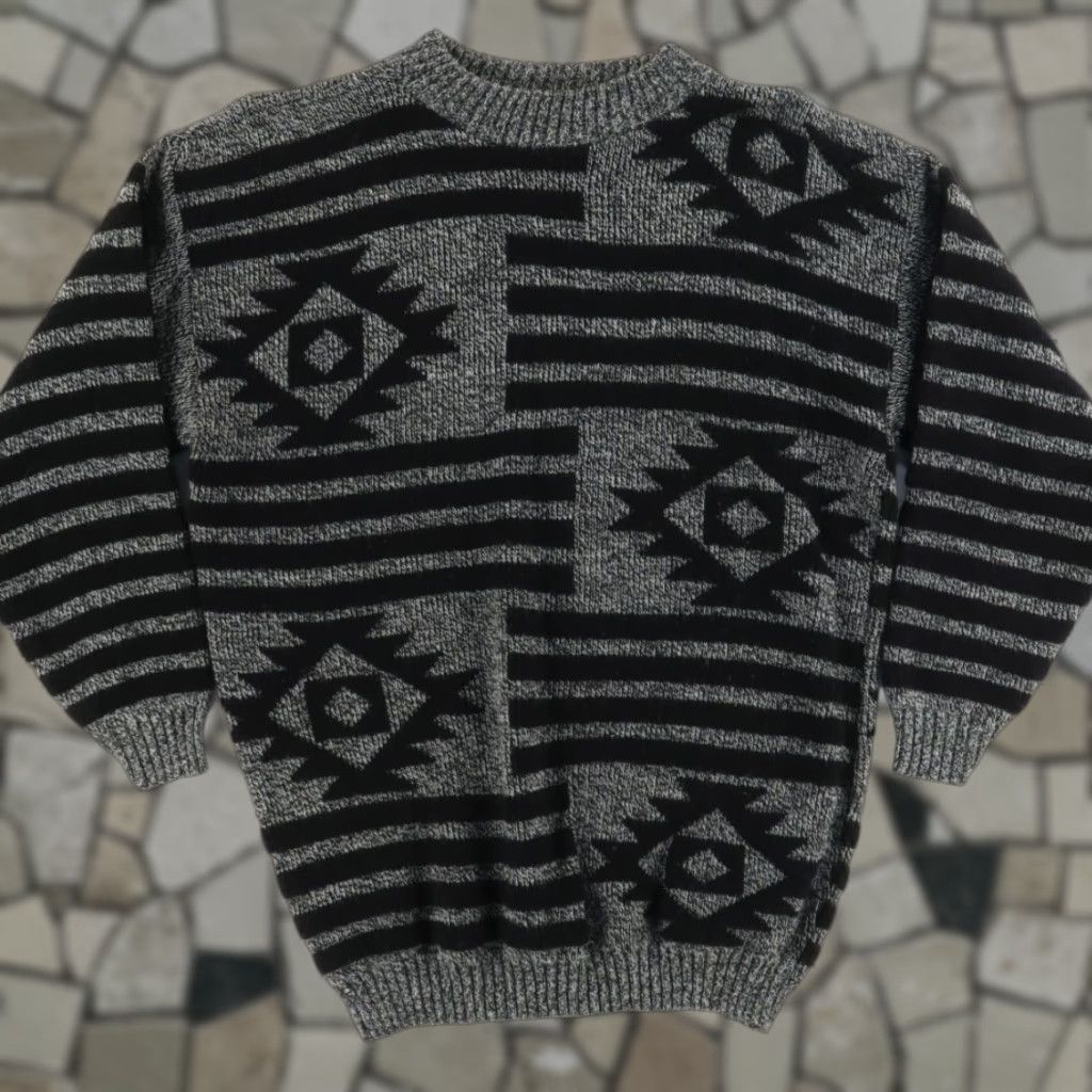 Vintage VTG Cuddle Knit Beacon Aztec Striped Sweater Gray Women's L Shirt Size L / US 10 / IT 46 - 1 Thumbnail