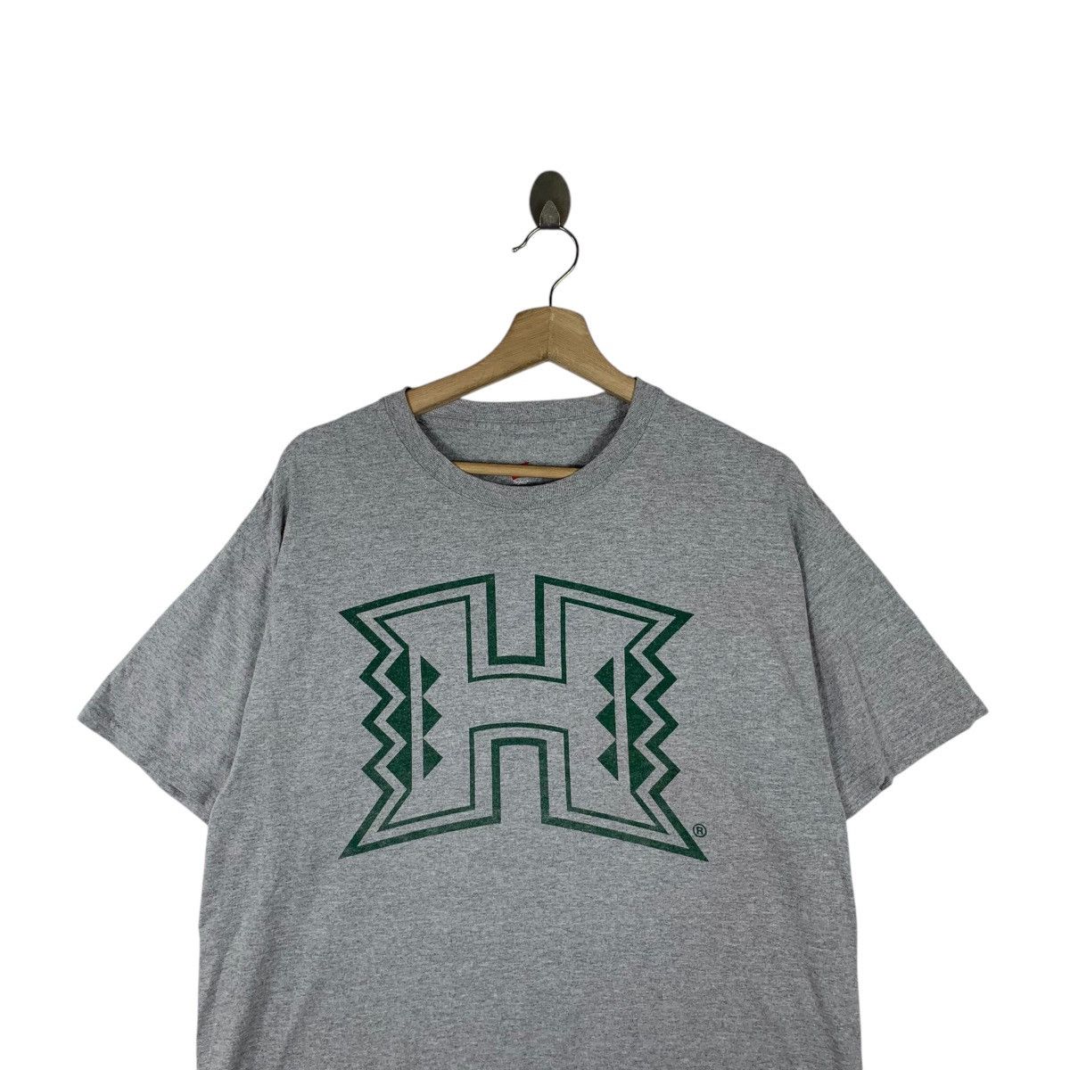 Vintage Vintage UNIVERSITY OF HAWAII WARRIORS Collegiate Tee Shirt Size L / US 10 / IT 46 - 2 Thumbnail