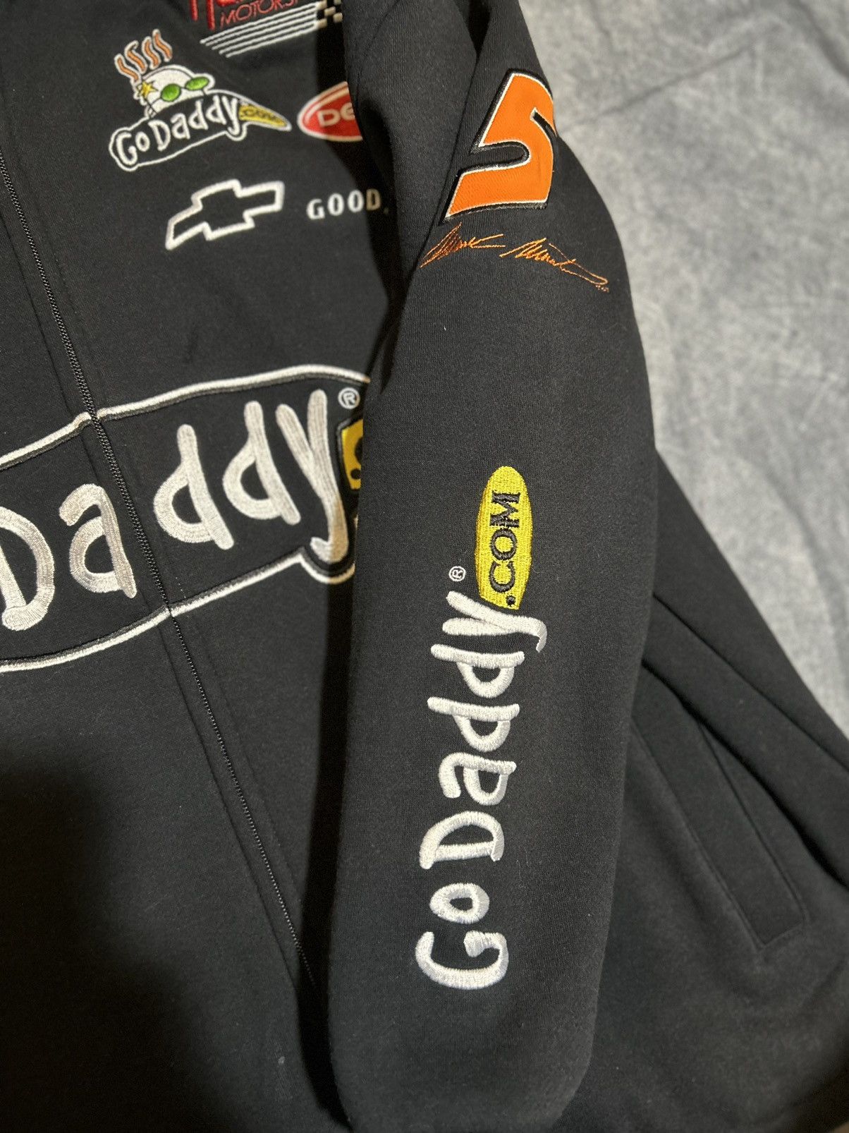 Chase Authentics × NASCAR MARK MARTIN GODADDY.COM NASCAR Jacket CHASE AUTHENTICS Black Size US M / EU 48-50 / 2 - 3 Thumbnail