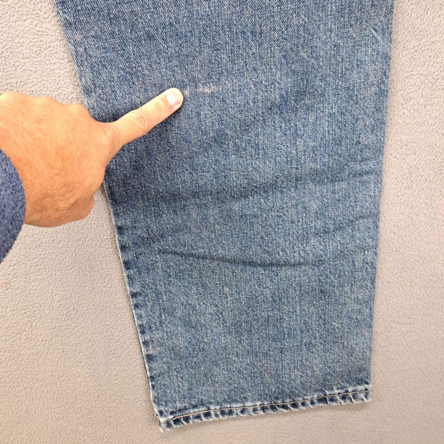 Wrangler Wrangler Mens Classic Fit Jeans Blue Denim 40x30 Straight Workwear Western Wear Casual Style Comfort Pockets Button Zip Logo 40x30 Mens Jeans Size US 40 / EU 56 - 6 Thumbnail