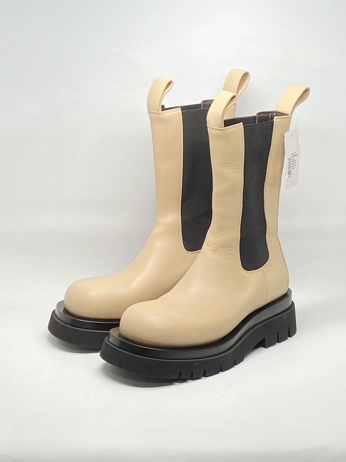 Bottega Veneta Bottega Veneta Lug Sole Leather Chelsea Boots size 36.5 Size US 6.5 / IT 36.5 - 3 Thumbnail
