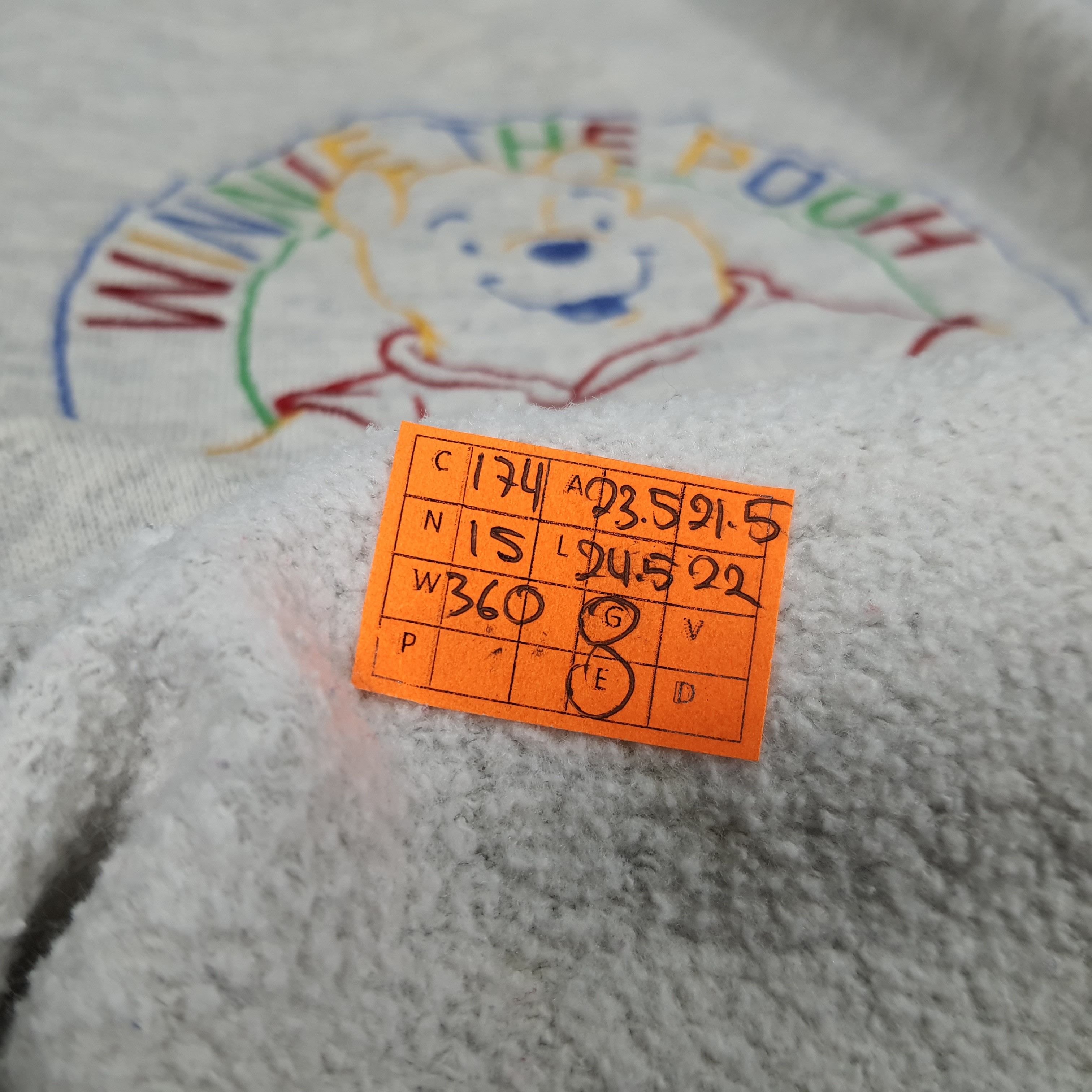 Disney × Vintage Vintage Winnie The Pooh Embroidered Sweatshirts Size US L / EU 52-54 / 3 - 5 Thumbnail