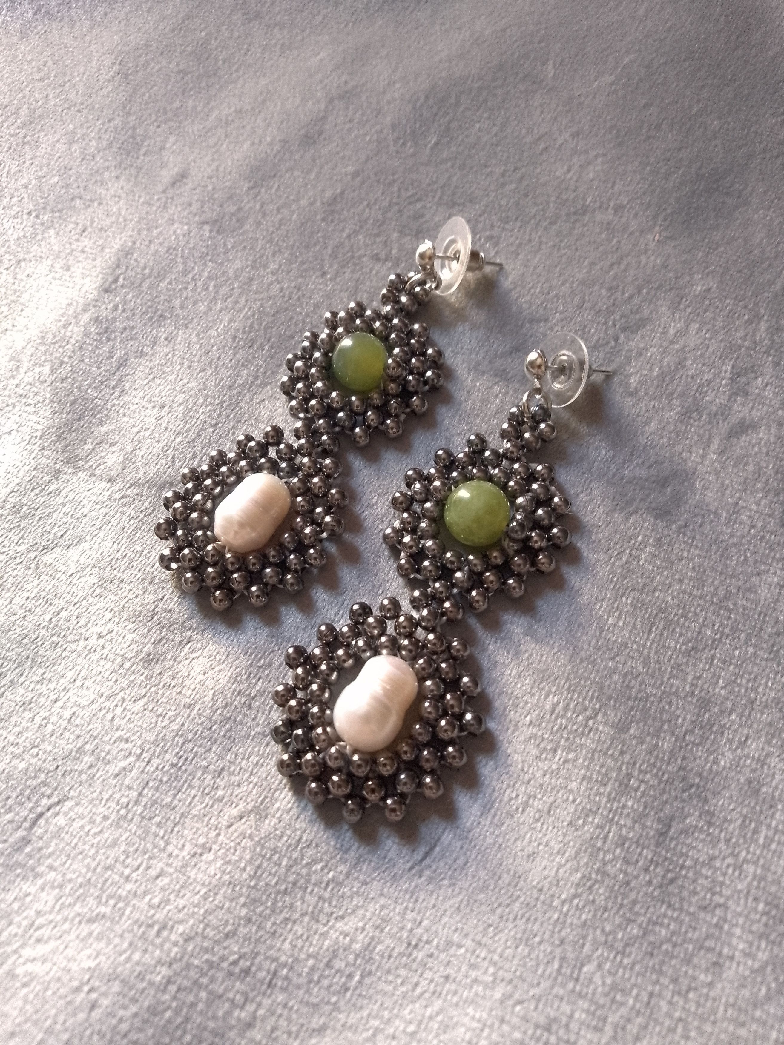 Handmade Earrings with natural freshwater pearls and green Jade Size ONE SIZE - 5 Thumbnail