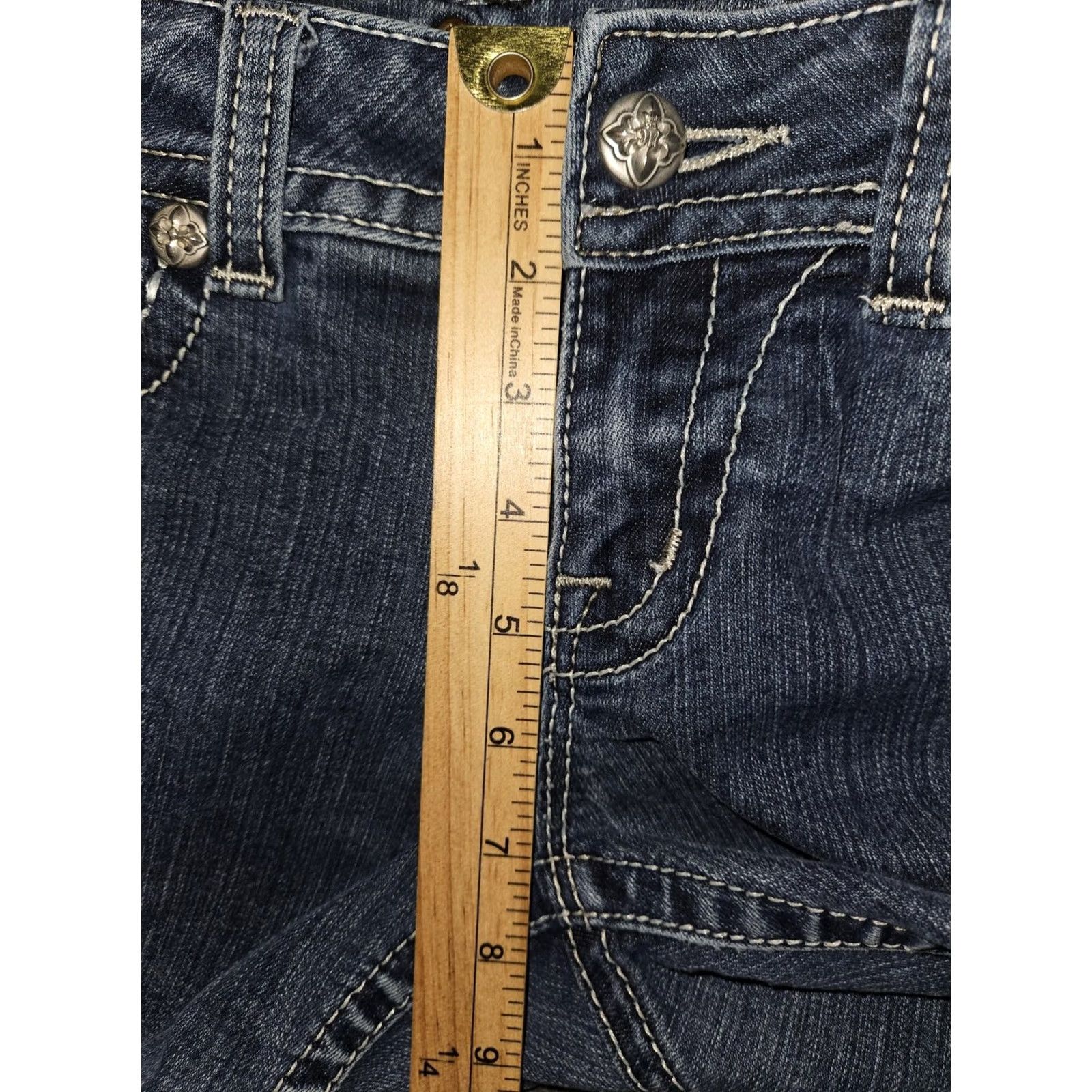 Miss Me Miss Me Jeans Womens 28 Cropped Skinny JE5758Y3 Embellished Rhinestone Sequin Embroidered Logo Patch Denim Jeans Blue 5-Pocket City Glam Womens Size 28" / US 6 / IT 42 - 5 Thumbnail