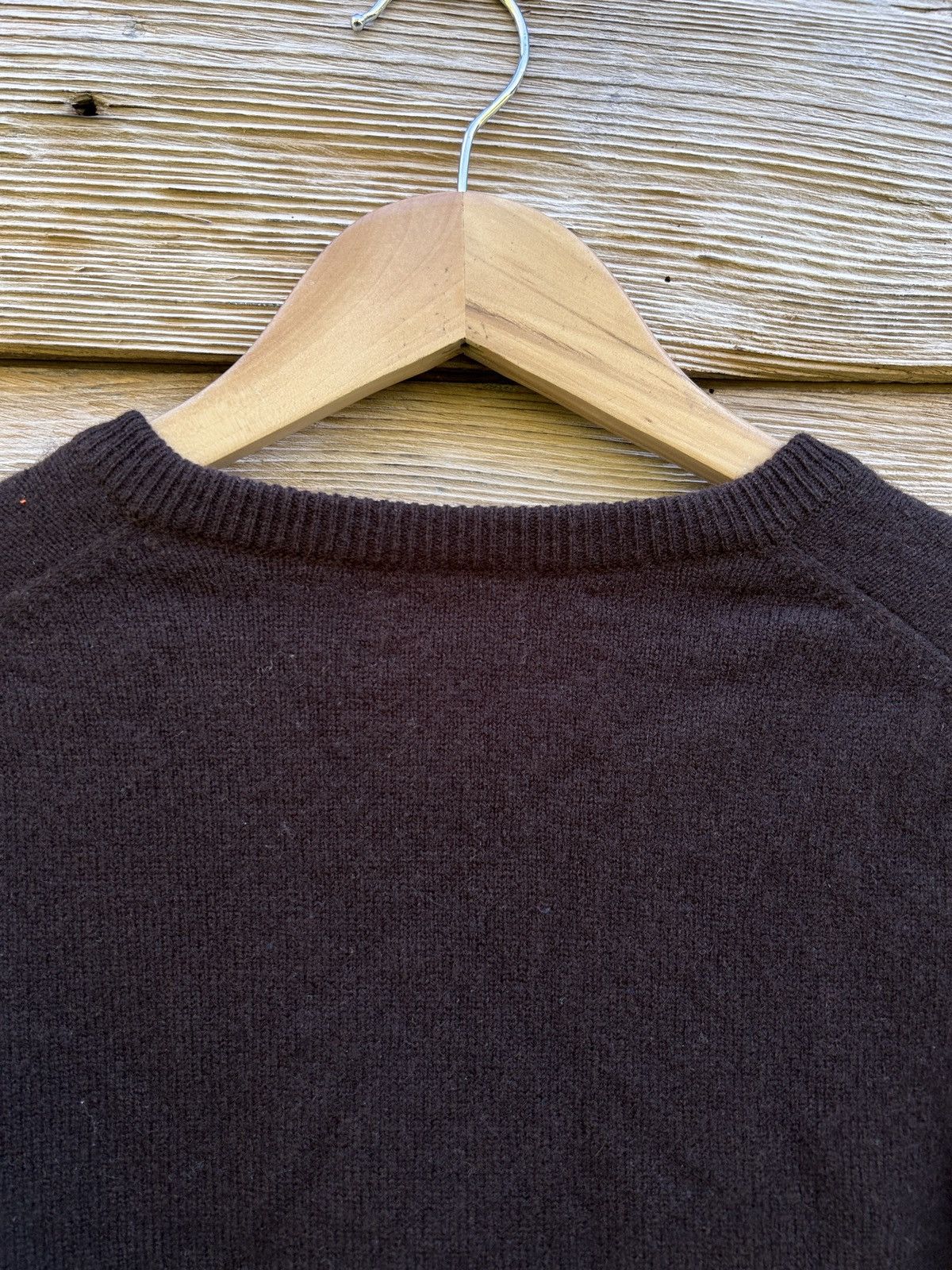 Johnstons Of Elgin Johnstons Of Elgin Leather Elbow Patch V Neck Sweater Size US XL / EU 56 / 4 - 7 Thumbnail