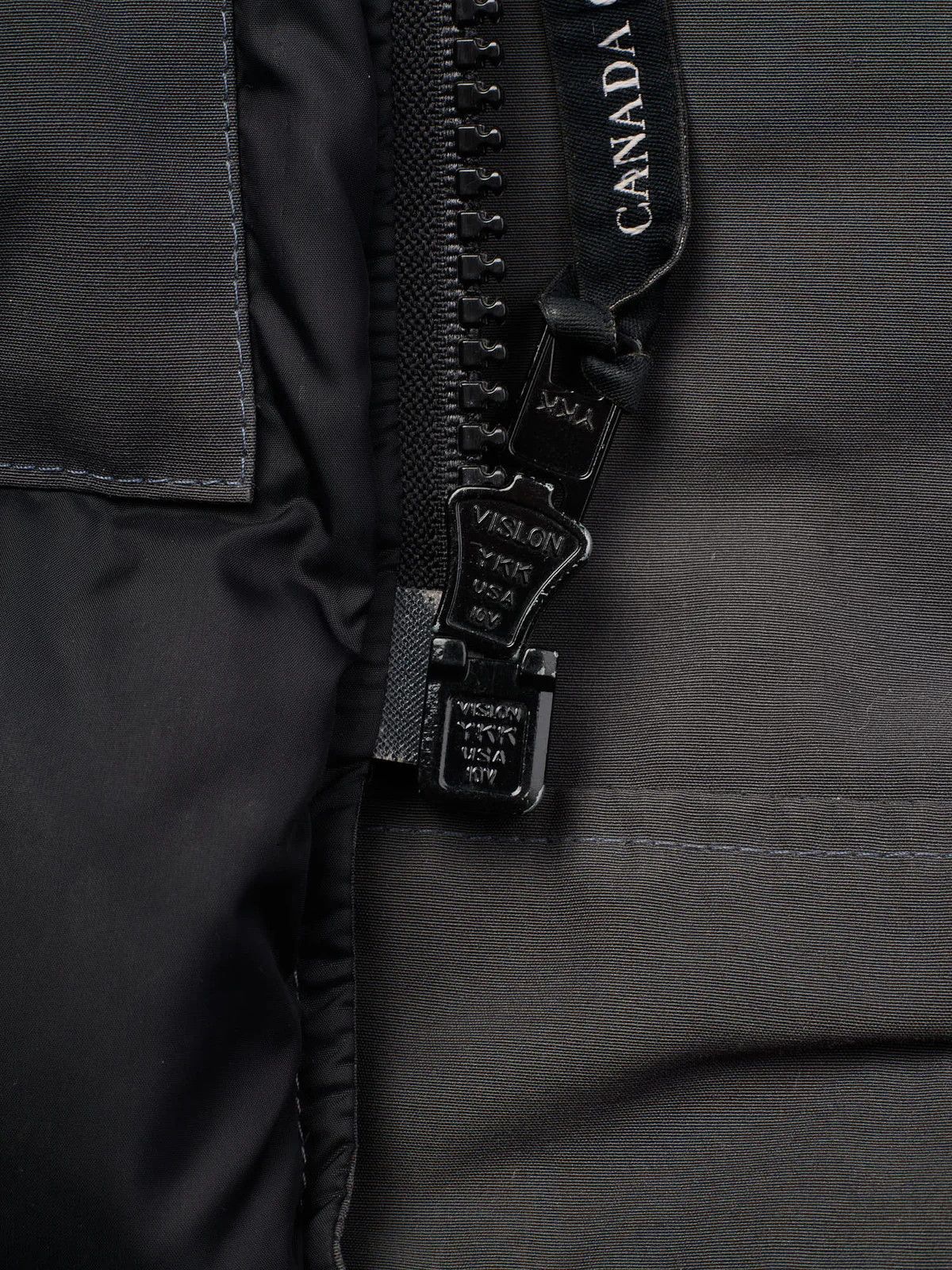 Canada Goose CANADA GOOSE Chateau Parka 3426M Gray Down Jacket Size US XL / EU 56 / 4 - 10 Thumbnail