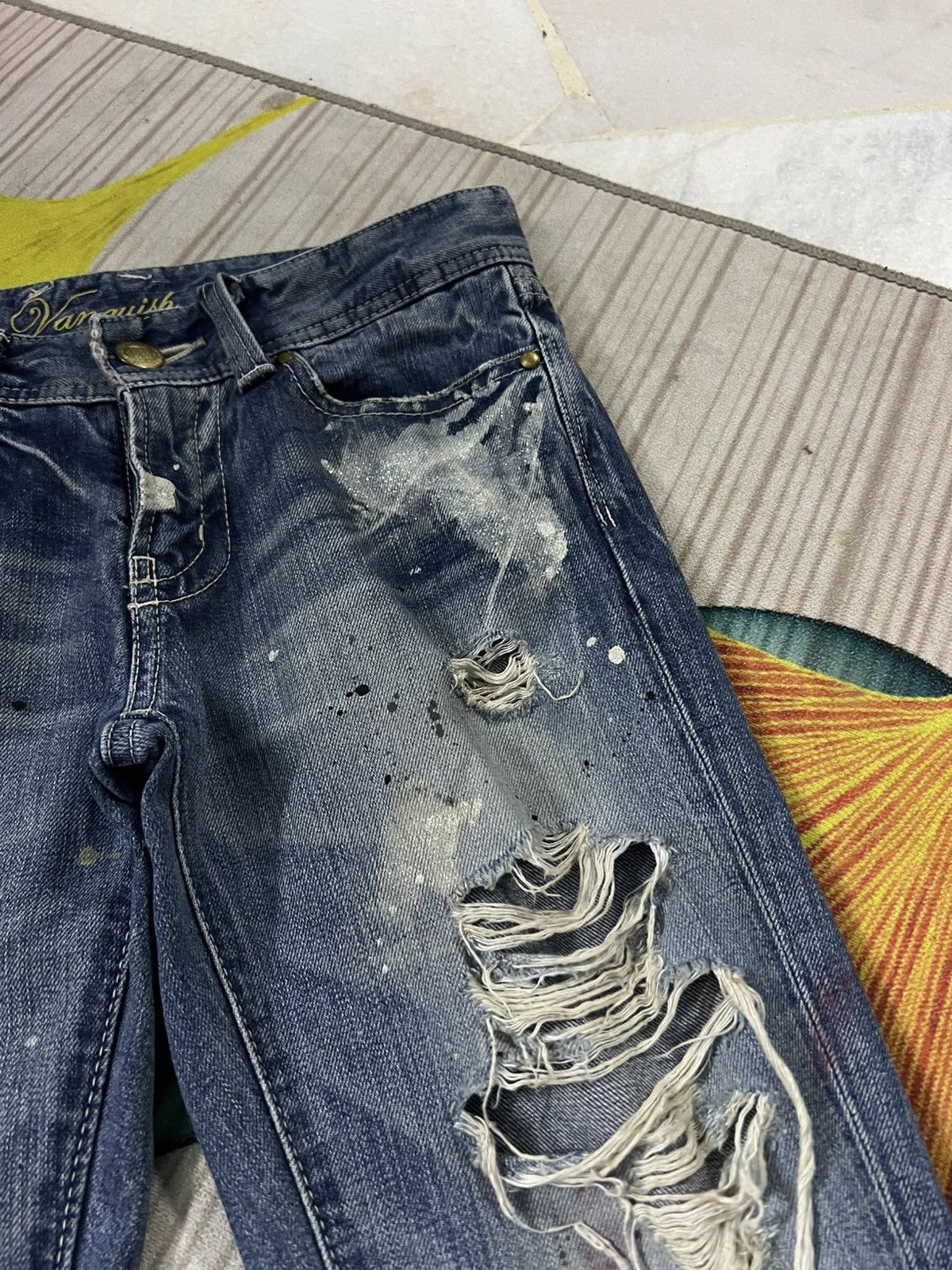 Japanese Brand 💥Flare💥Vanquish Distress Painted Flare Jean Very Rare Size US 30 / EU 46 - 9 Thumbnail