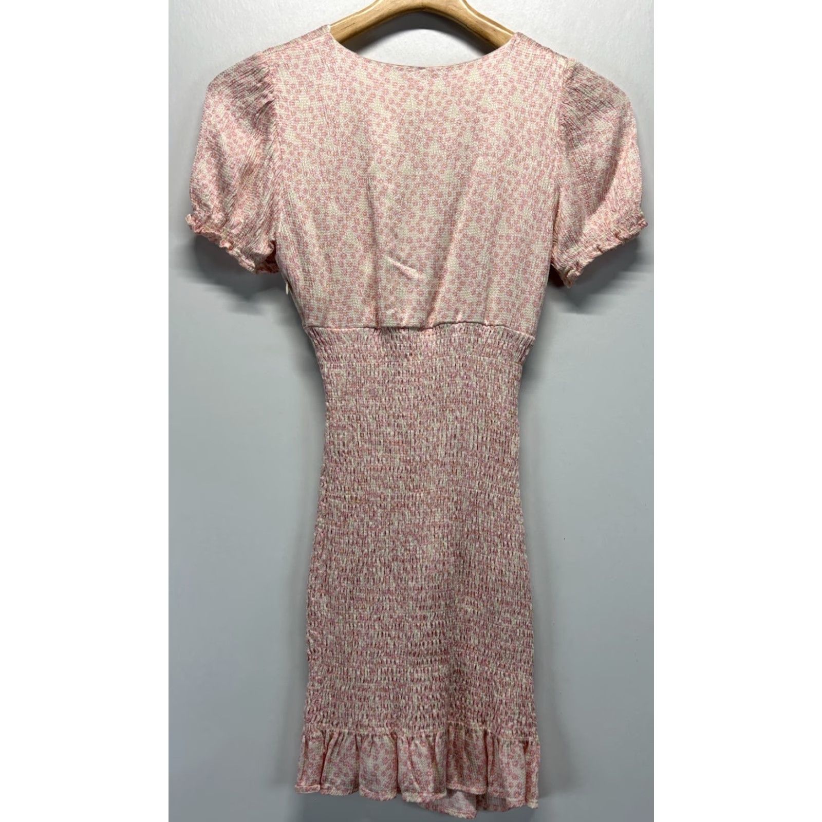 Zara ZARA Smocked Puff Sleeve Ditsy Floral Mini Dress XS Pink Fitted Party Womens Size XS / US 0-2 / IT 36-38 - 4 Thumbnail