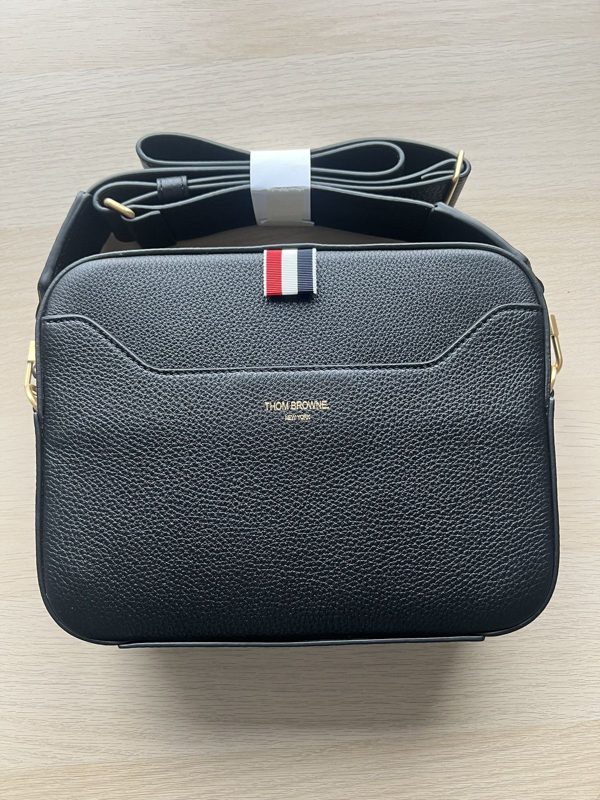 Thom Browne Small Camera Bag W\ 4 Bar Strap Detail Size ONE SIZE - 8 Thumbnail