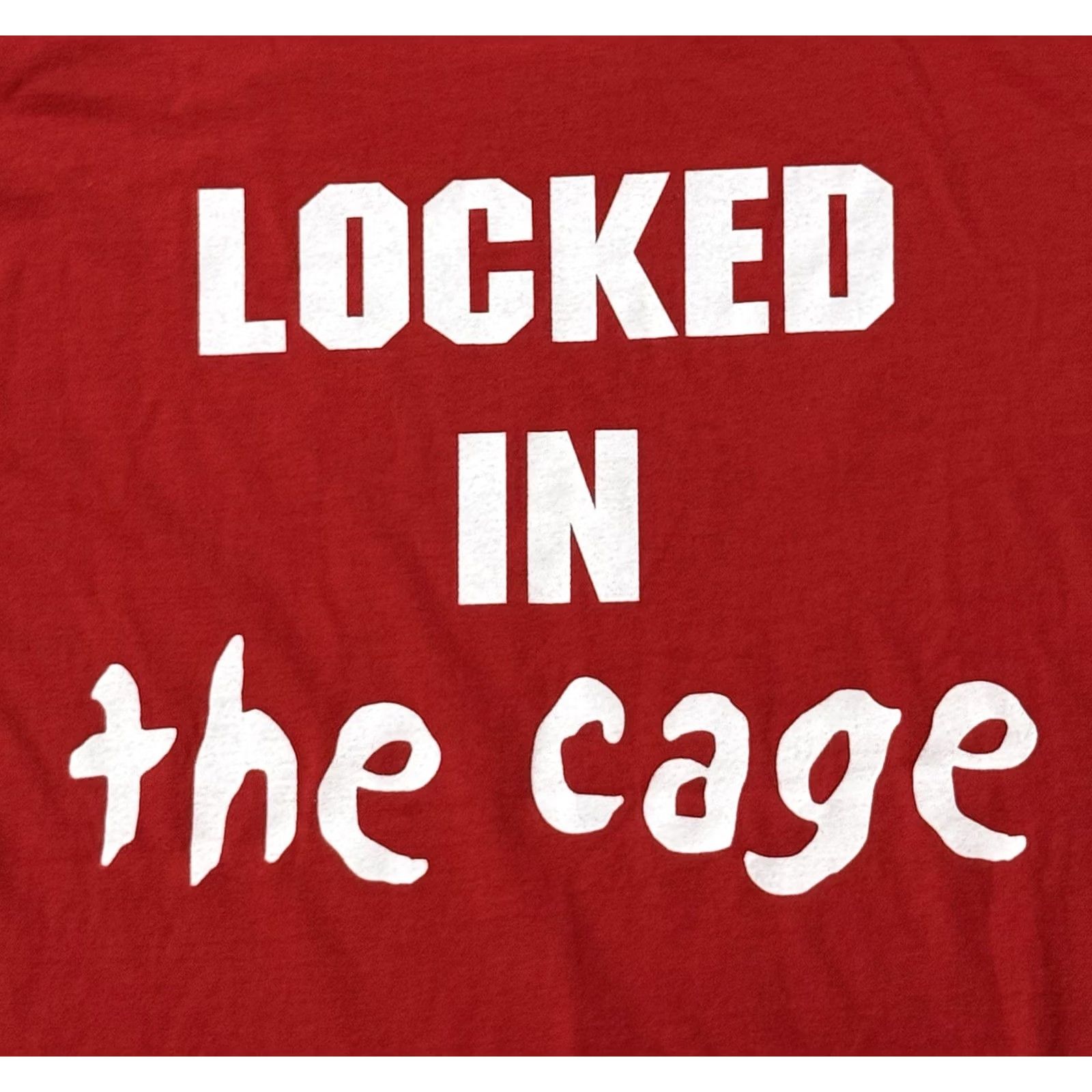 Gildan VINTAGE Sigma Alpha Epsilon ‘Locked in the Cage’ Shirt Large Fraternity 2000s SAE Gildan Ultra Blend Cotton Red Short Sleeve Crew Neck Mens Size US L / EU 52-54 / 3 - 4 Thumbnail