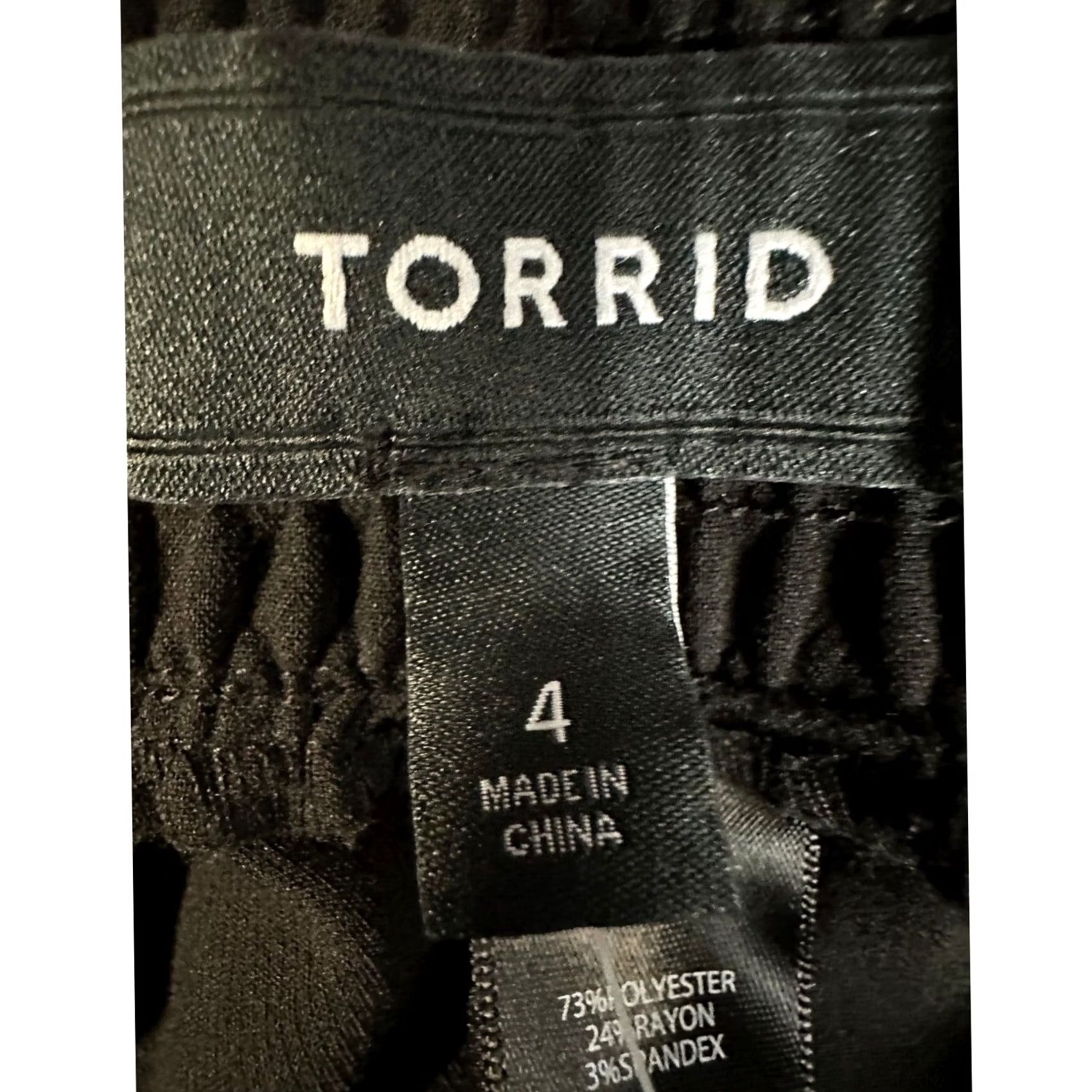 Torrid Torrid Cropped Pants Womens 4 Black Pull On Pleated Elastic Waist High Rise NEW Size 27" / US 4 / IT 40 - 4 Thumbnail