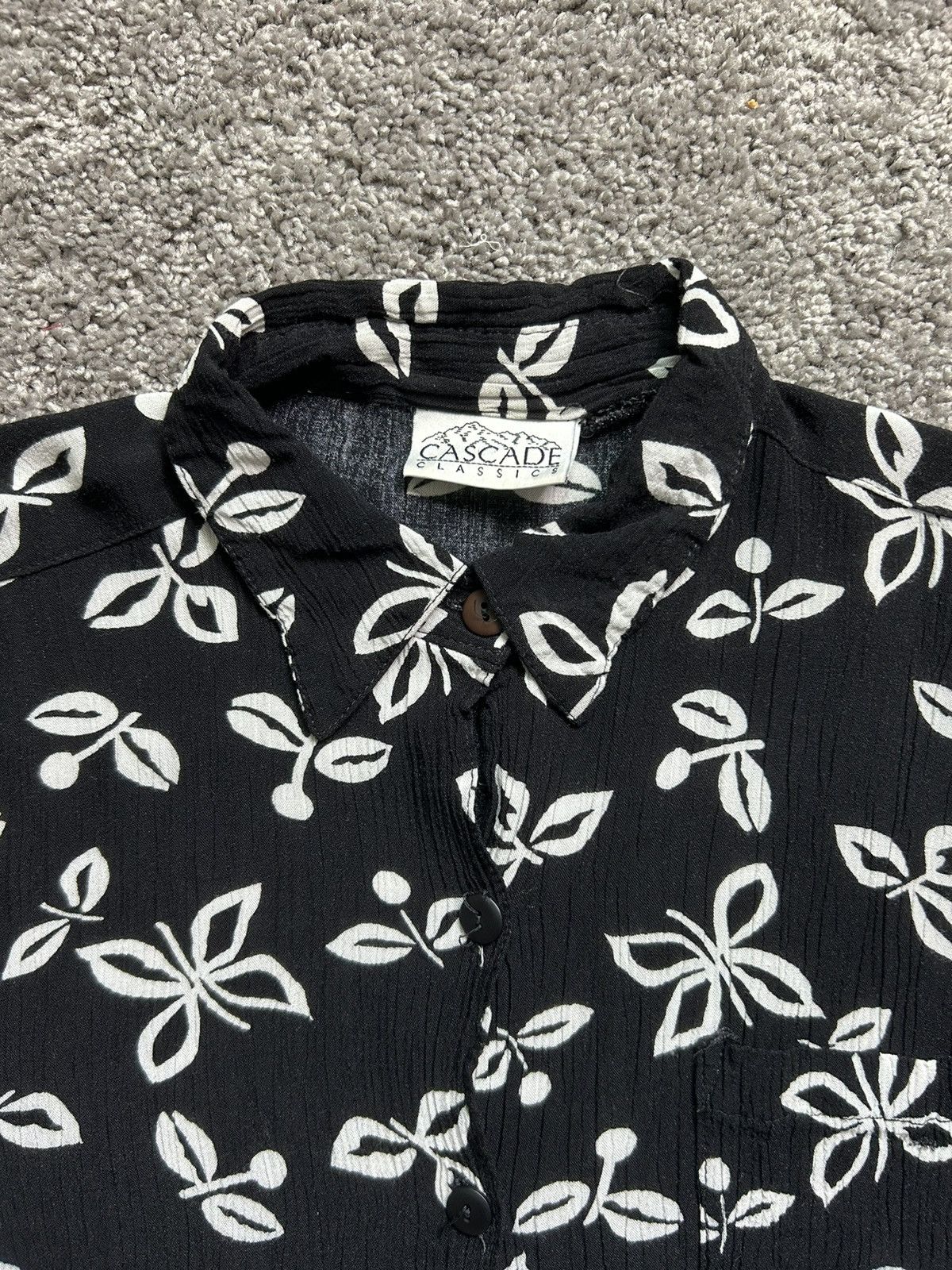 Vintage Vintage 80s Rayon Button Up AOP Cascade Classics USA Size US L / EU 52-54 / 3 - 5 Thumbnail
