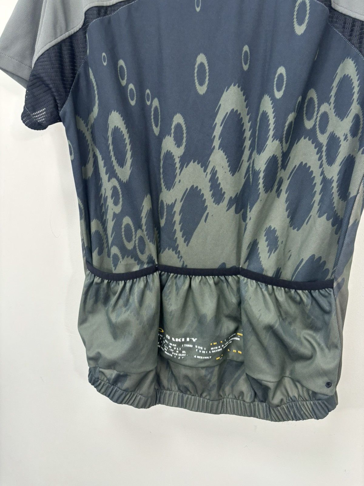 Oakley Vintage Oakley Tactical Field Gear Rare Camo Cycling Jersey Size US L / EU 52-54 / 3 - 16 Thumbnail