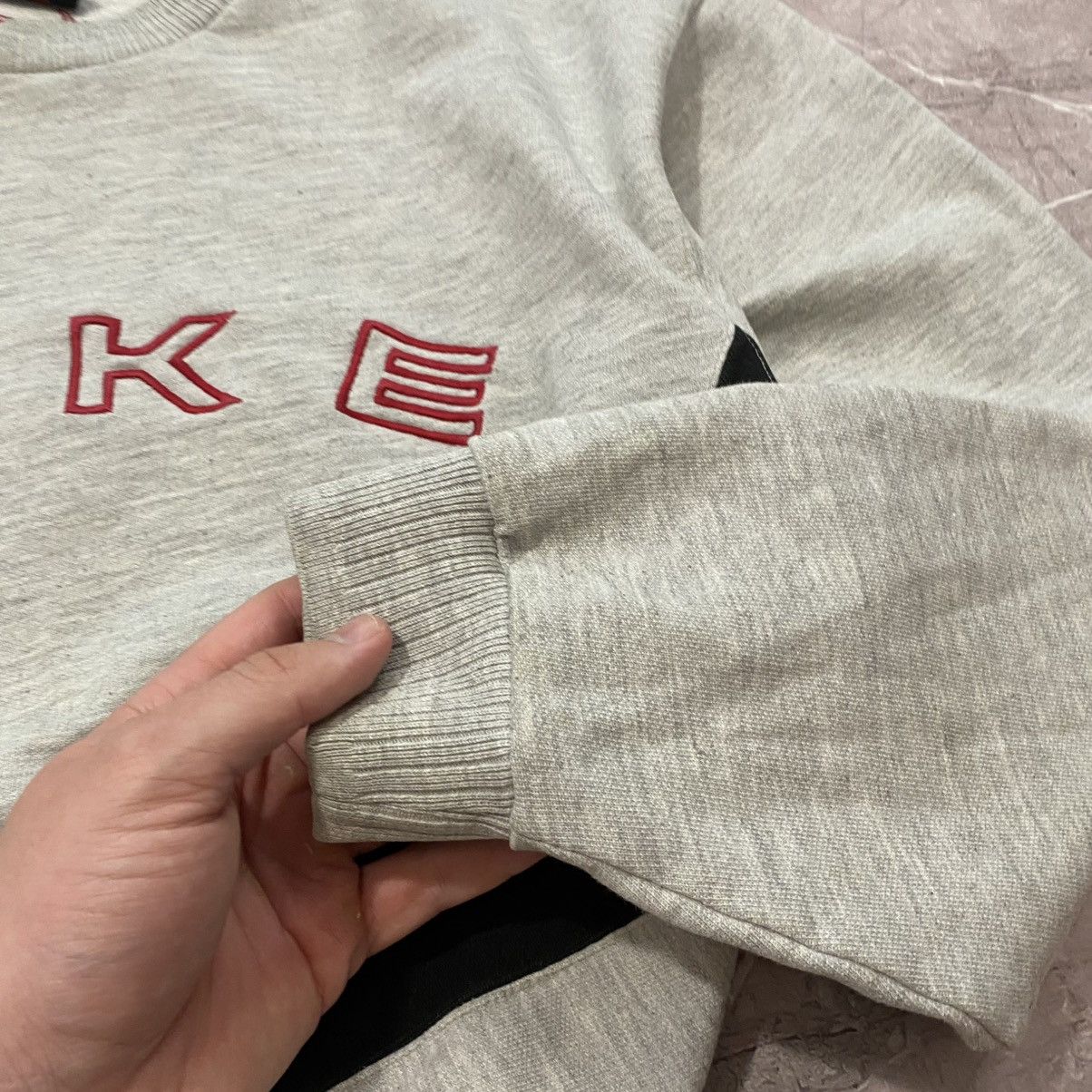 Nike × Vintage VINTAGE NIKE SWEATSHIRT BIG LOGO GREY 90s Size US M / EU 48-50 / 2 - 6 Thumbnail