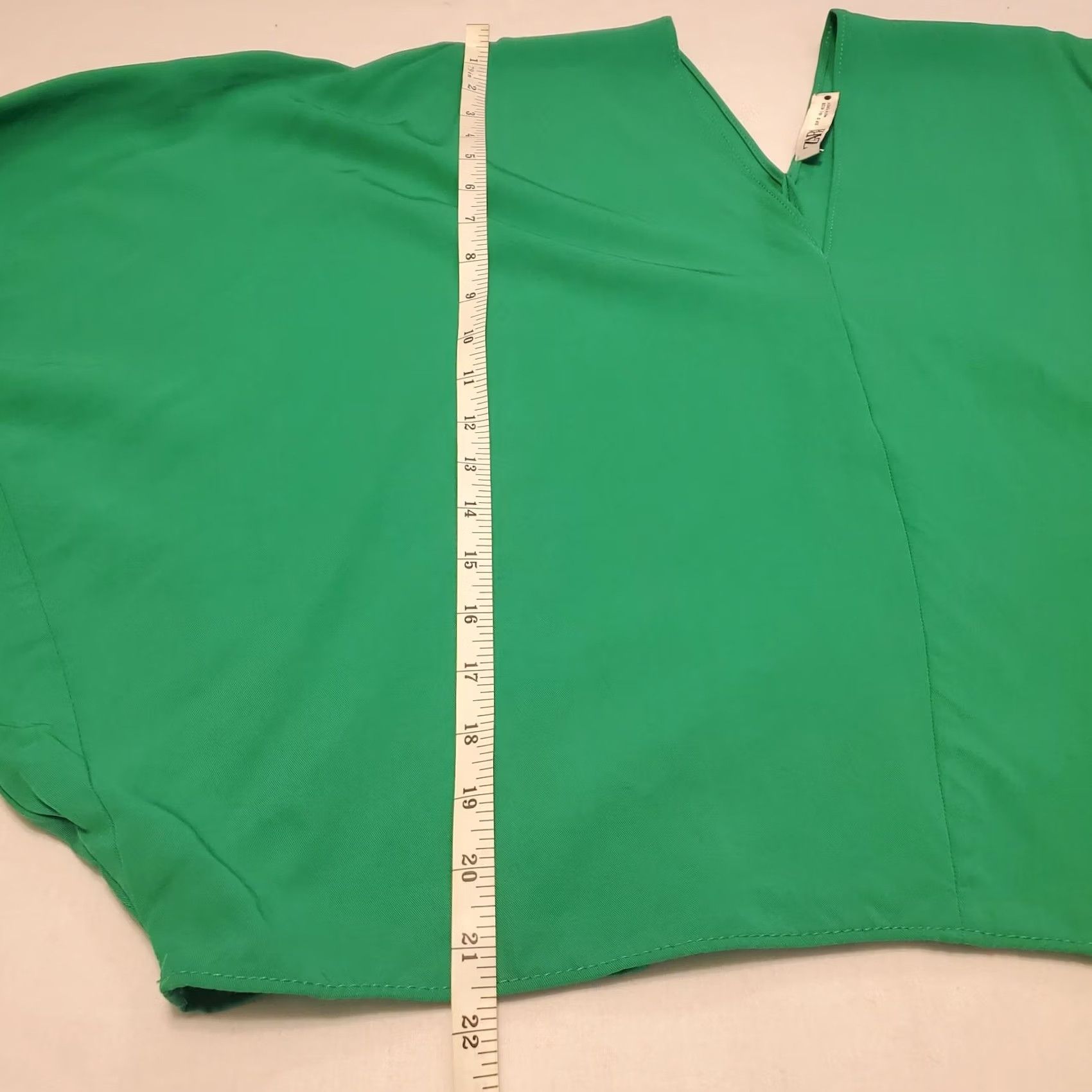 Zara Zara Blouse Womens Sz Small Cropped V Neck Balloon Bat Wing 3/4 Sleeve Size S / US 4 / IT 40 - 6 Thumbnail