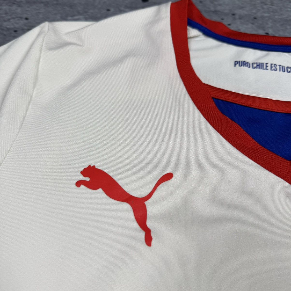 Puma Chile 2014 Puma Player Issue Football Jersey Size US M / EU 48-50 / 2 - 5 Thumbnail
