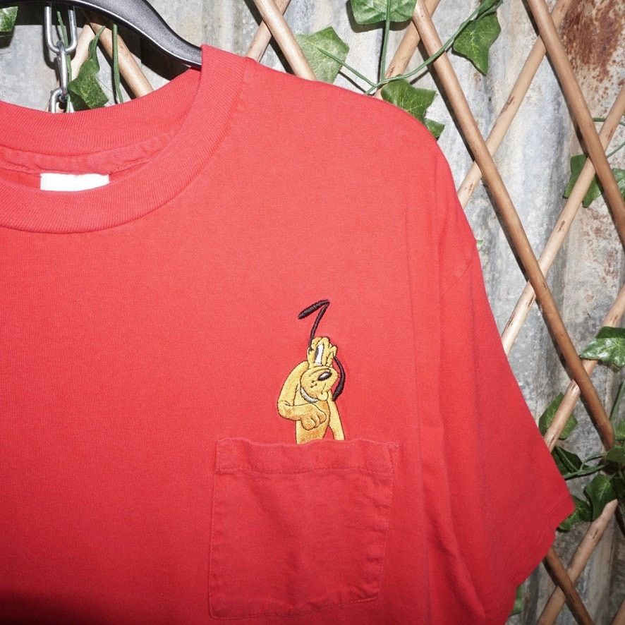 Disney XL - Vintage Y2K Disneyland 90s kidcore Pluto pocket t-shirt Size US XL / EU 56 / 4 - 2 Thumbnail