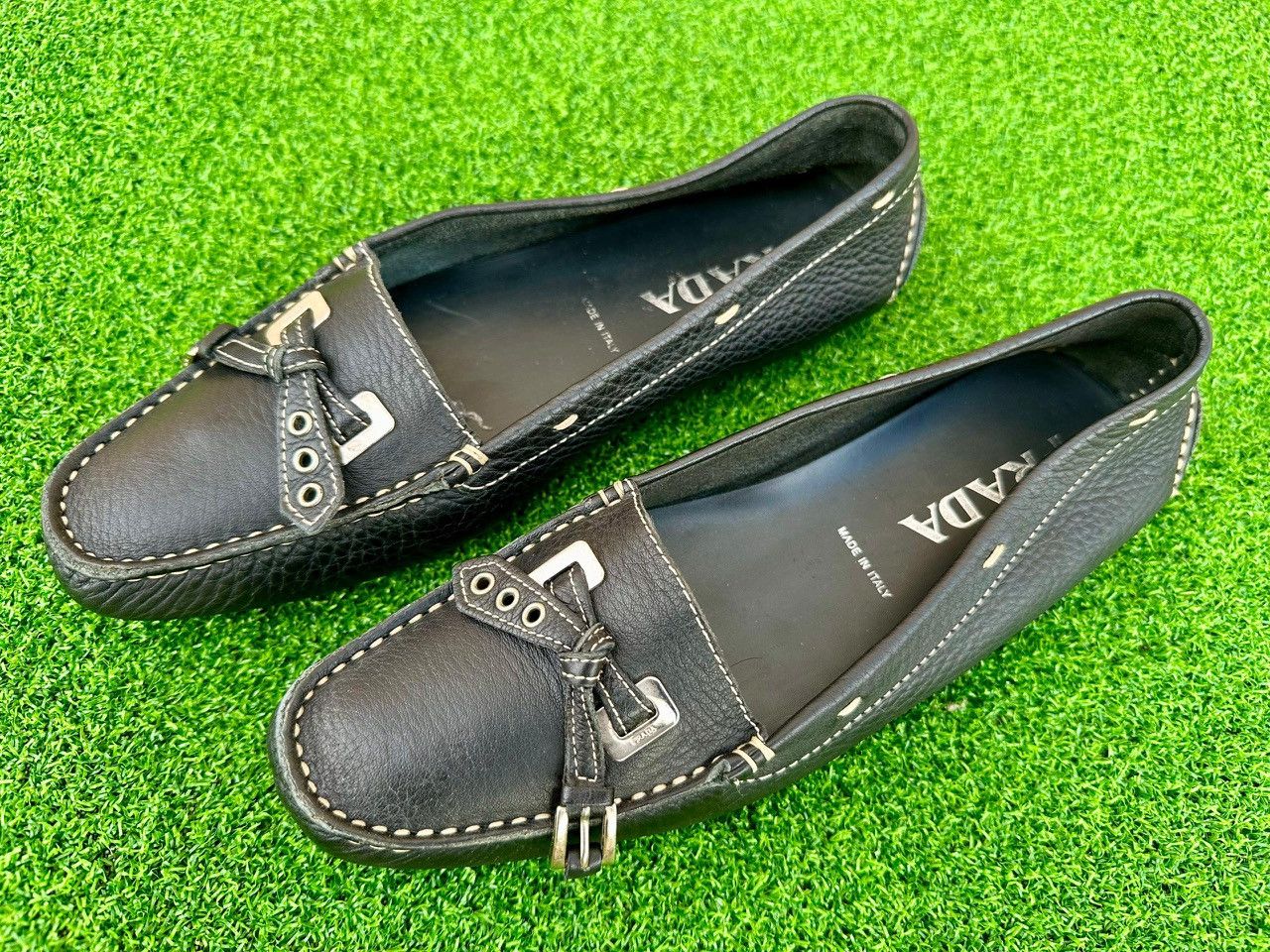Prada Authentic Prada Leather Buckle Tassel Driving Mocassin Size US 7 / IT 37 - 2 Thumbnail