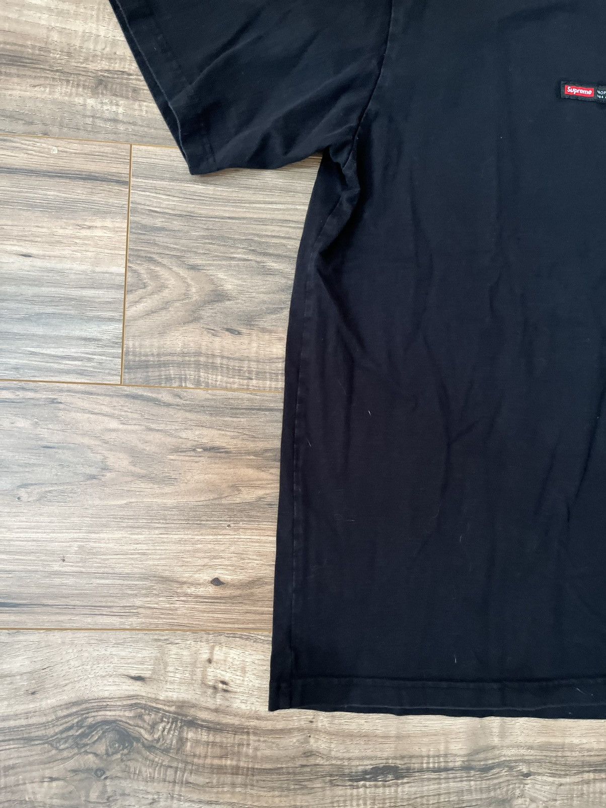 Supreme Supreme Property Label S/S Top Size US L / EU 52-54 / 3 - 4 Thumbnail