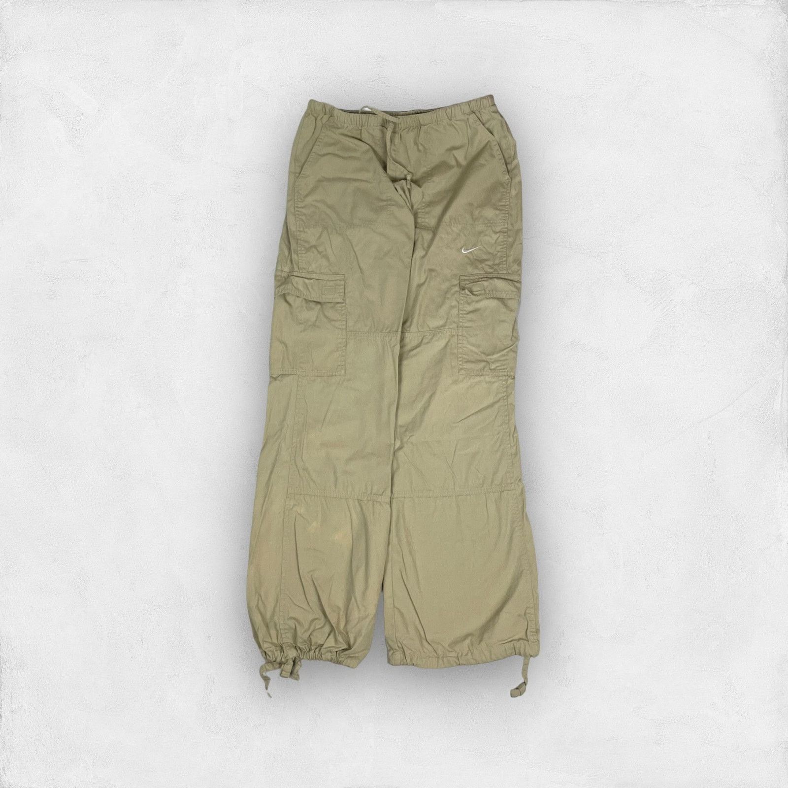Nike × Vintage Nike Women's Beige Swoosh Straight Leg Cargo Pants Medium Size 30" / US 8 / IT 44 - 1 Thumbnail