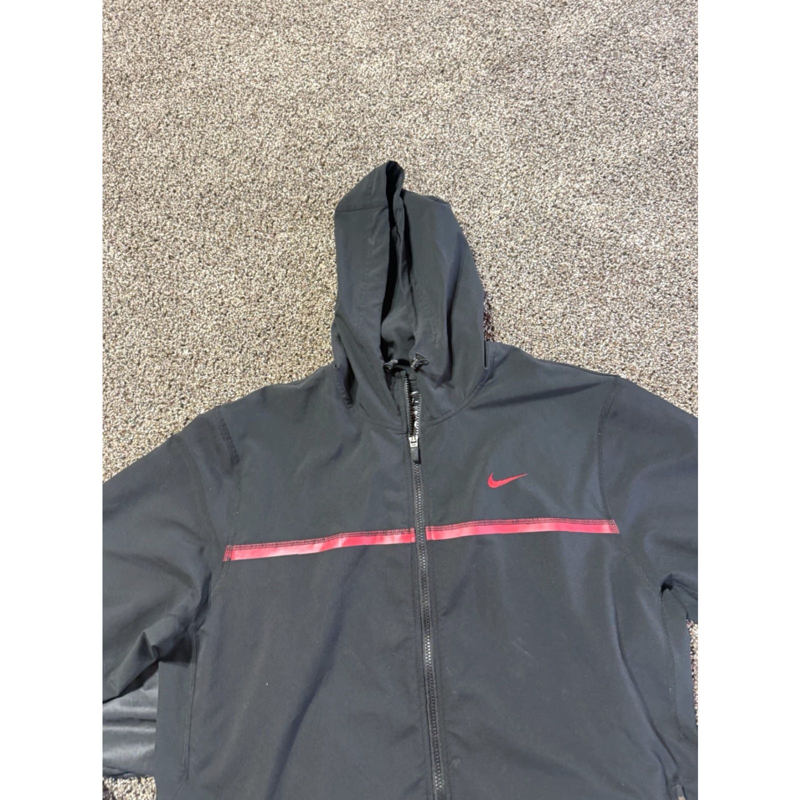 Nike Nike Mens Jacket XL Black Red Windbreaker Under Armour Lot Of 2 Windbreaker Size US XL / EU 56 / 4 - 3 Thumbnail