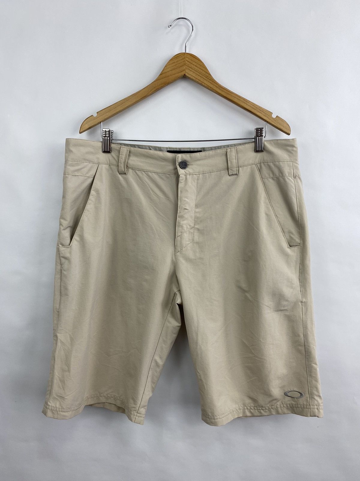 Oakley 🇺🇸 Y2K Oakley Cargo Multipocket Shorts Military Style Rare Size US 36 / EU 52 - 2 Thumbnail