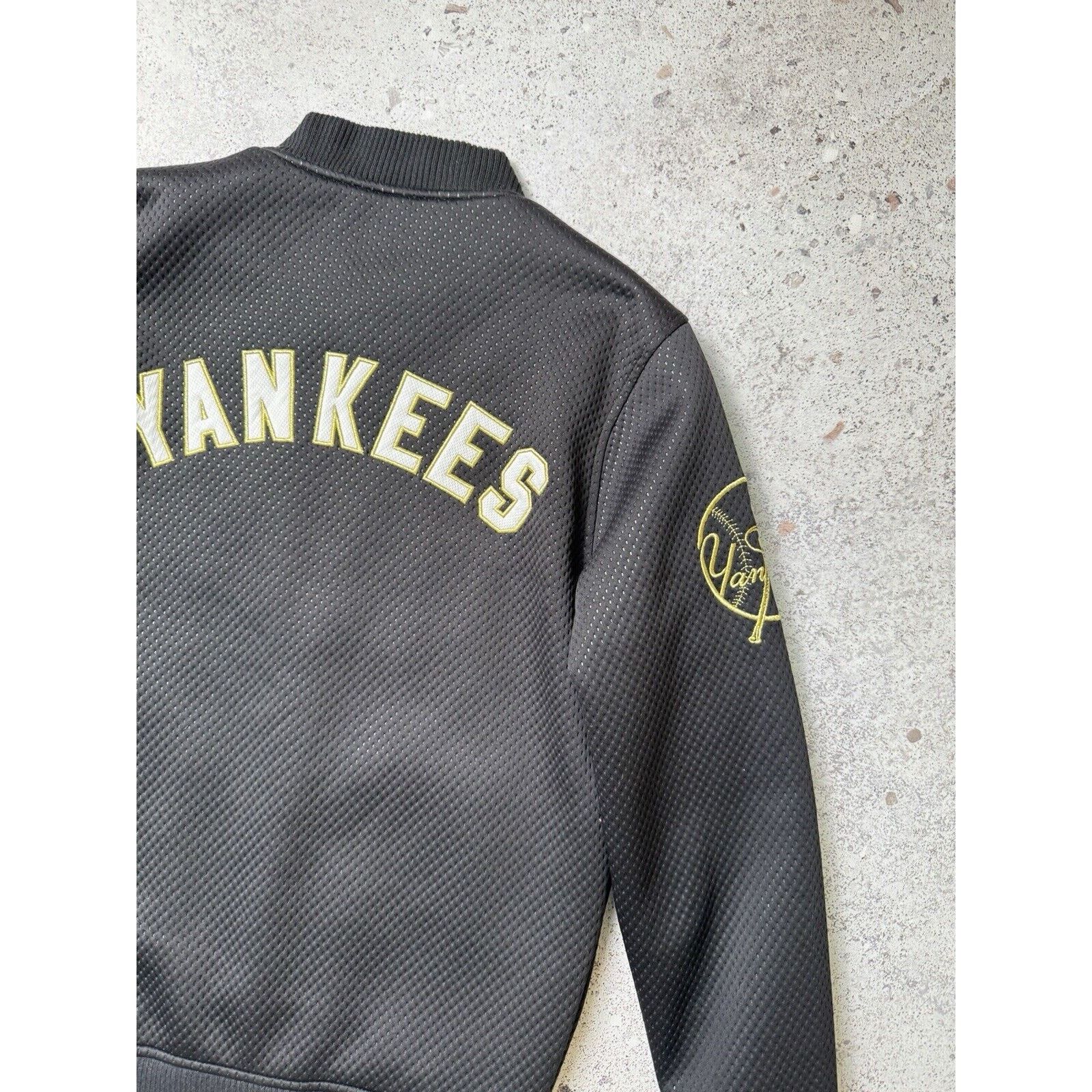 Vintage Majestic New York Yankees Bomber Jcaket Size S Black