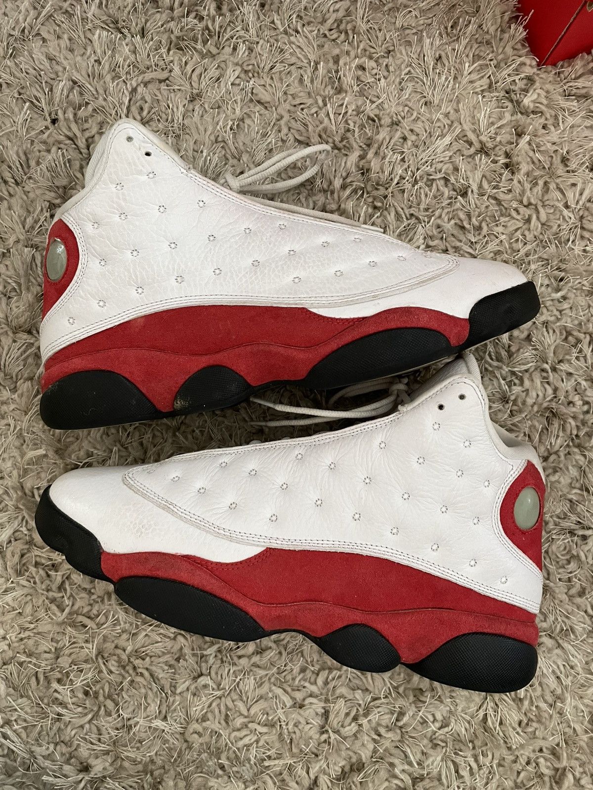 Jordan Brand Jordan 13 Cherry Size US 10 / EU 43 - 2 Thumbnail