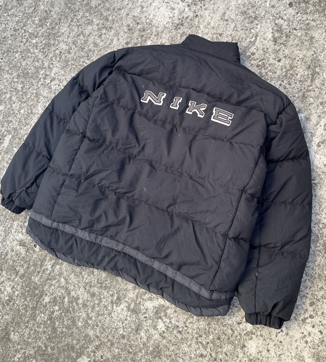 Image of Nike Down Puffer Jacket Reversible Very VTG XL in Black, Men's