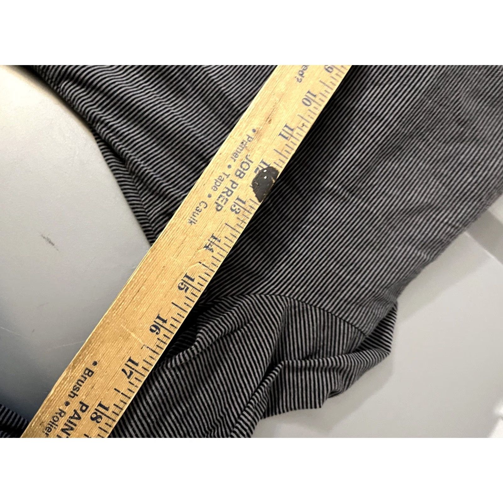 Eddie Bauer Eddie Bauer Womens Gray Black Striped Turtleneck Long Sleeve Shirt Top Sz Small Size S / US 4 / IT 40 - 5 Thumbnail