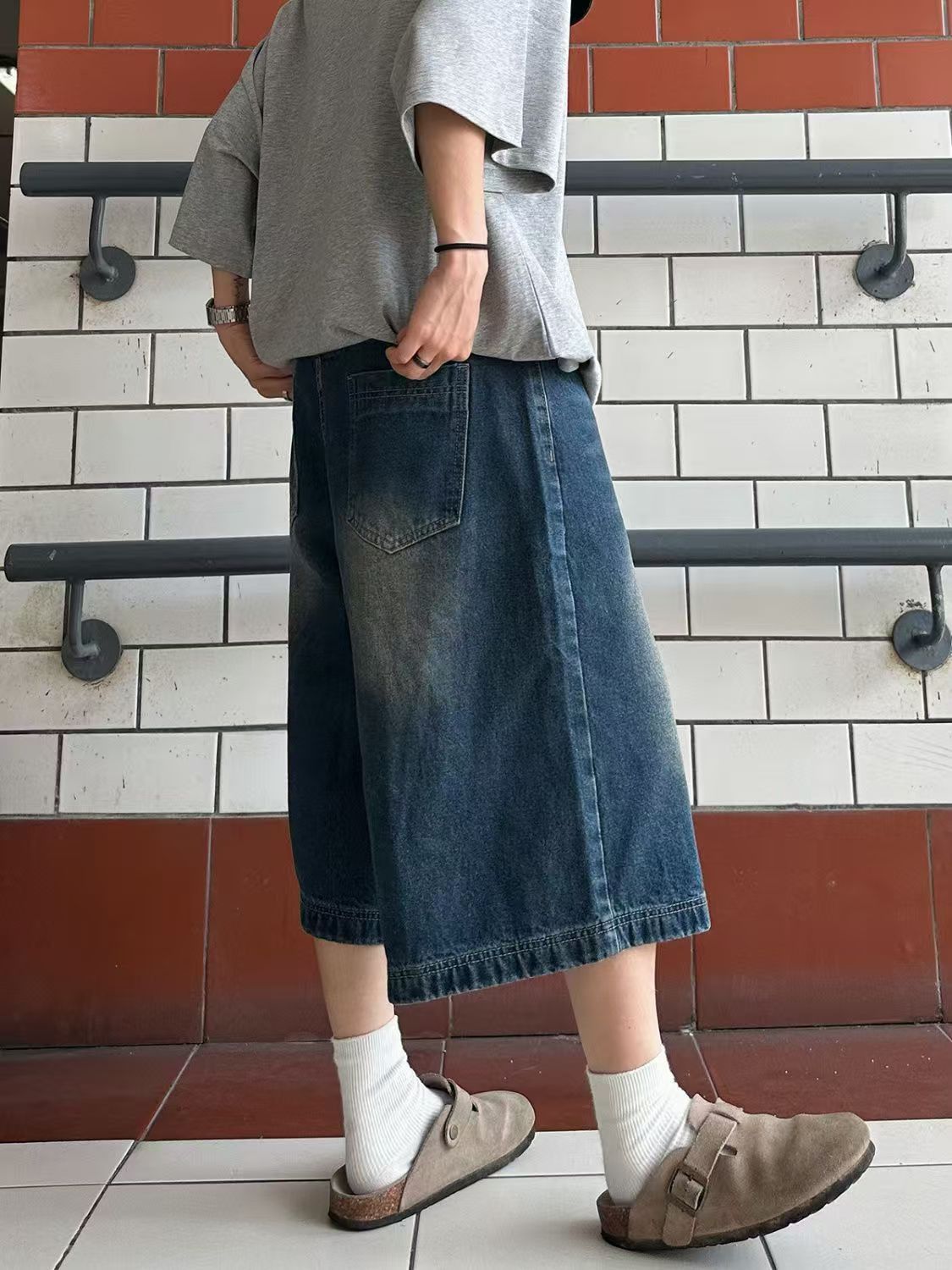 Vintage Men's American Retro Loose-Fit Straight-Leg Denim Shorts Size US 32 / EU 48 - 4 Thumbnail